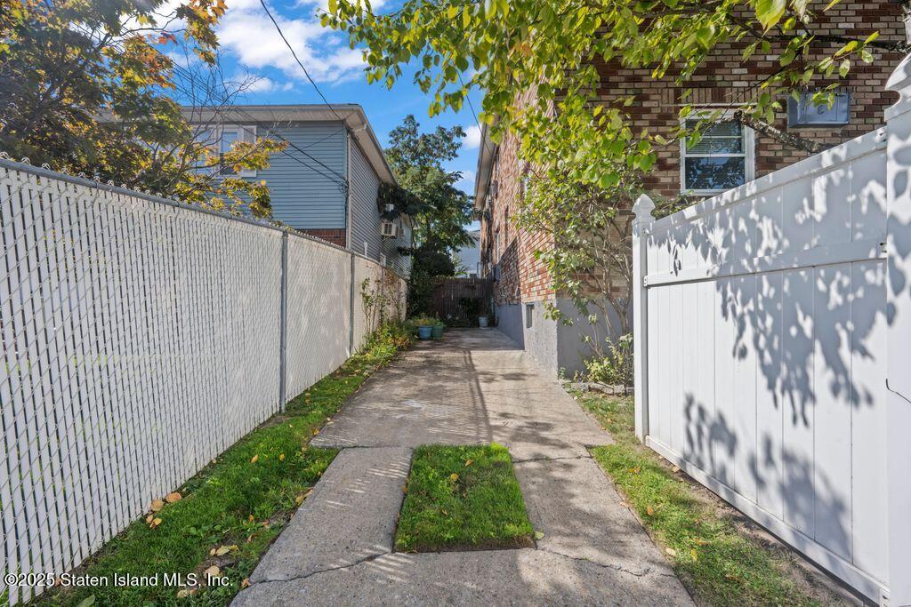 220 O\'Gorman Avenue, Staten Island, NY, 10306 image 22