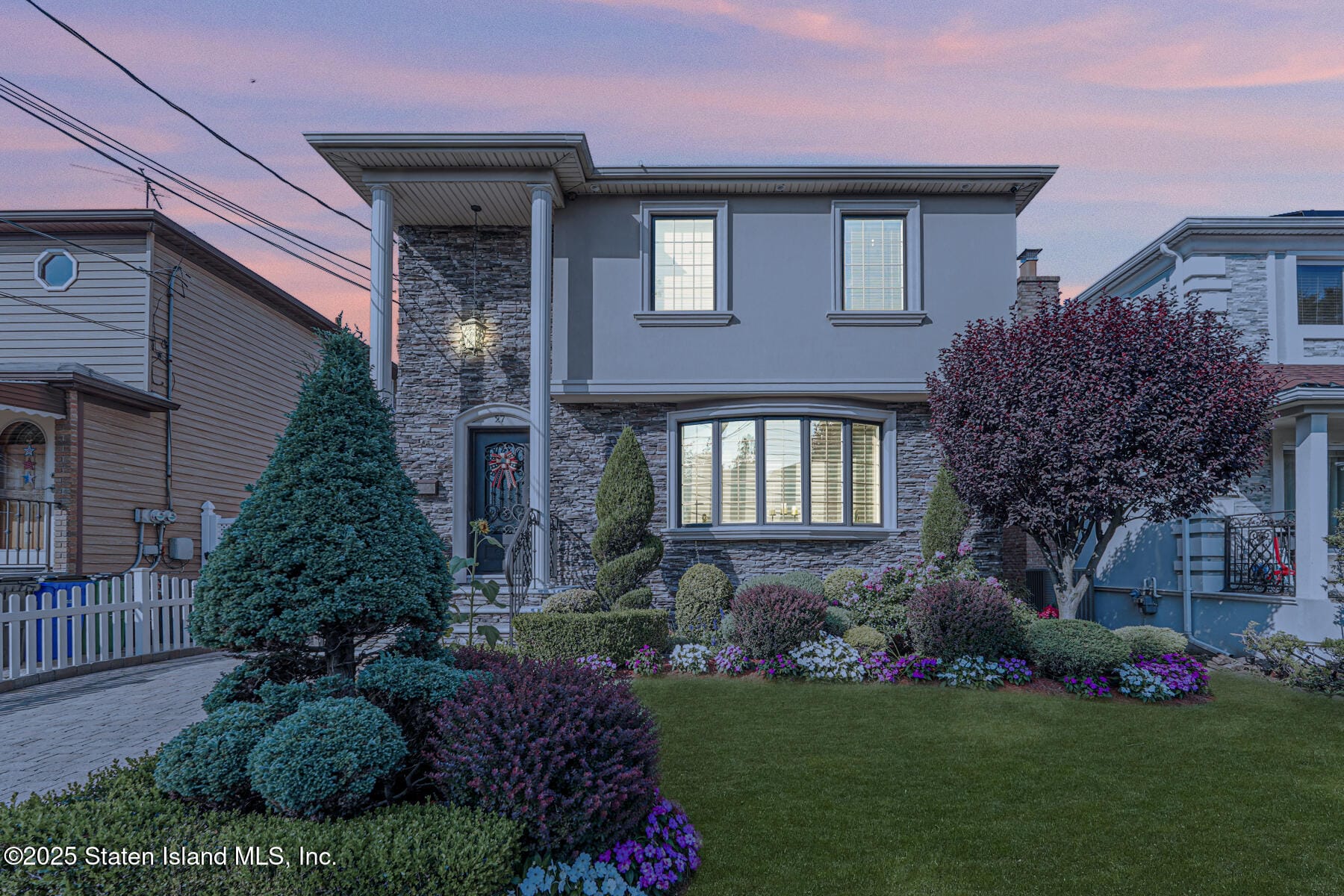 27 Beach Avenue Image 2