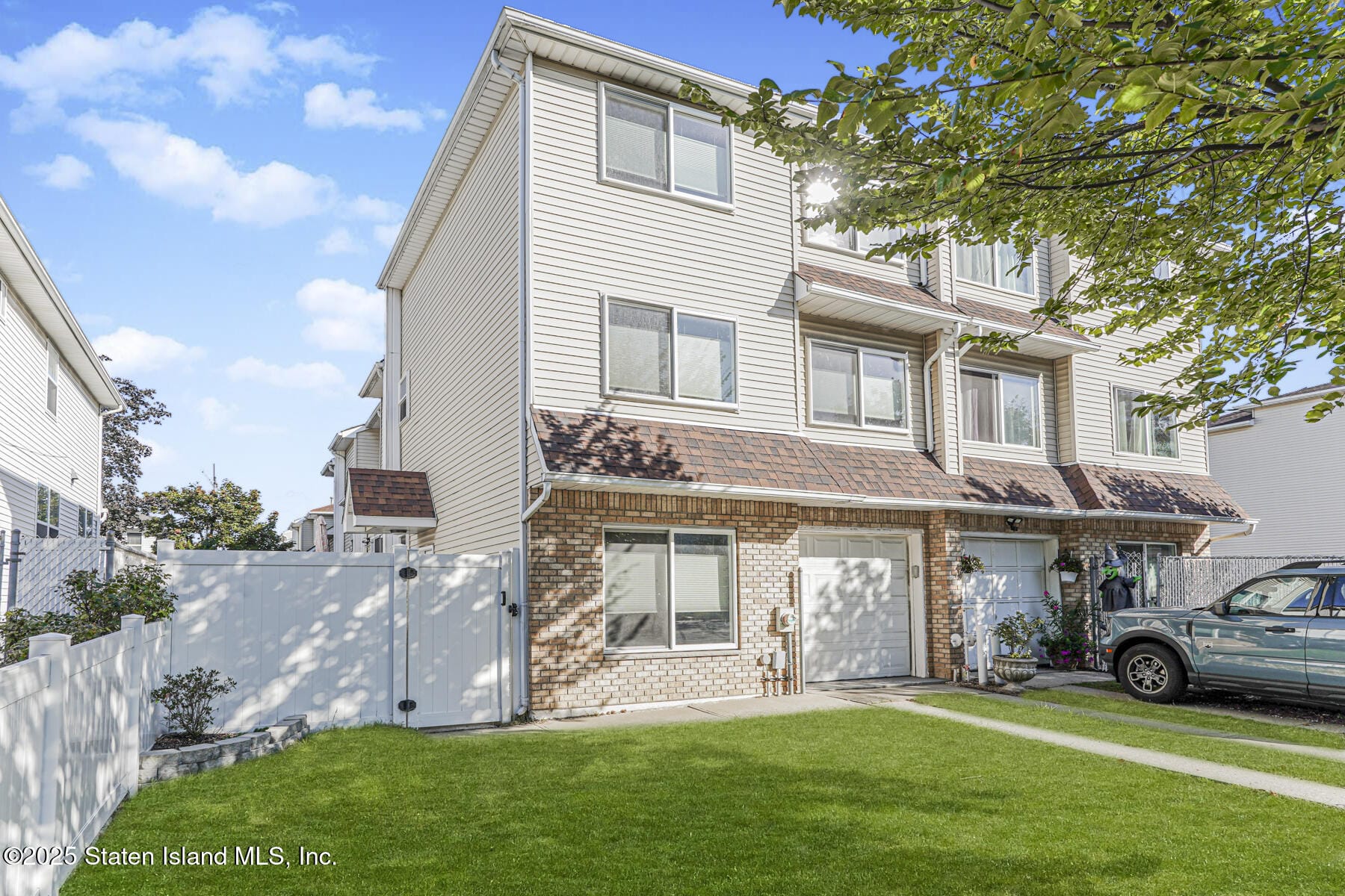 729 Correll Avenue Image 2