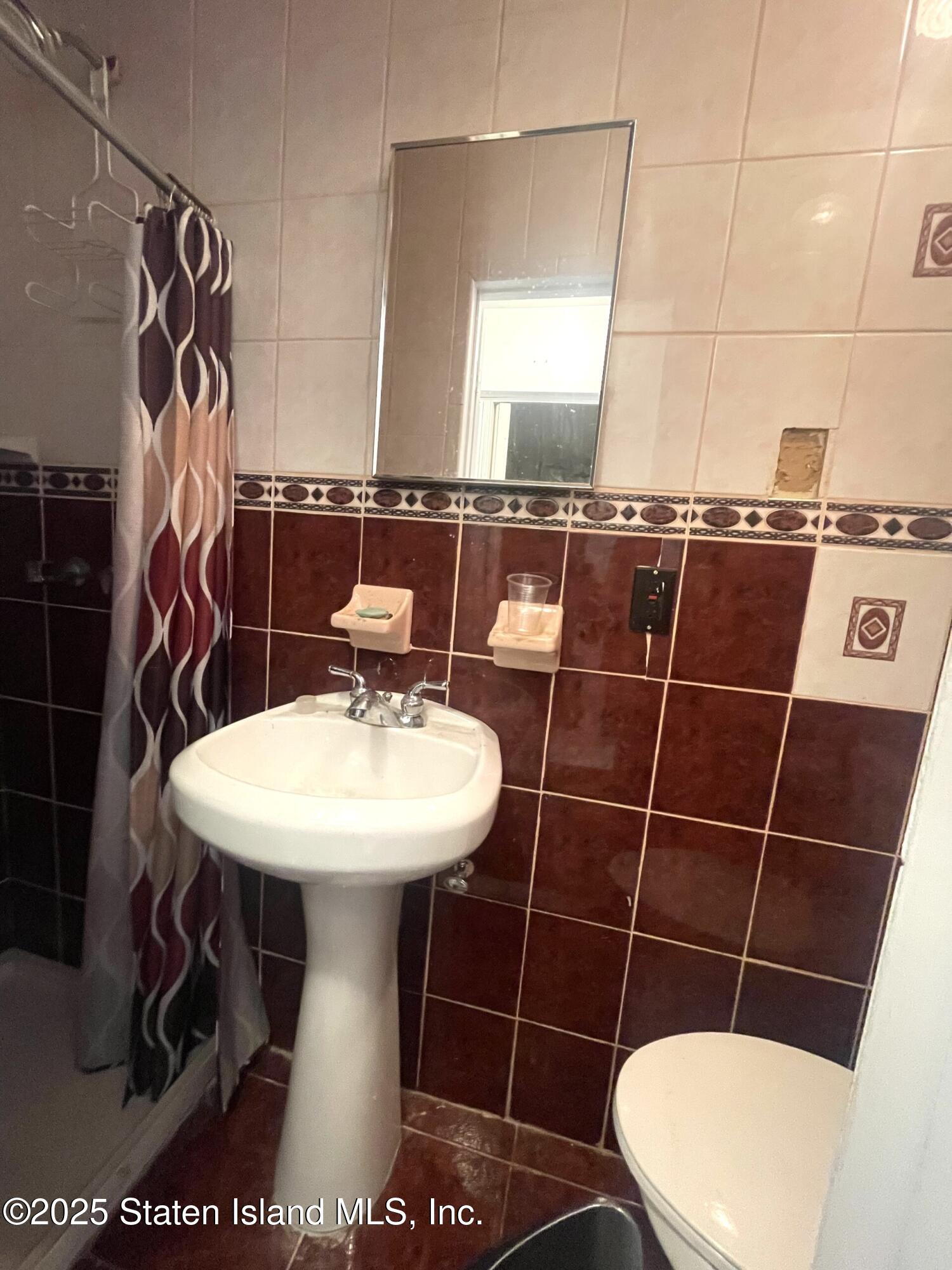 421 Hylan Boulevard, Staten Island, NY, 10305 image 7