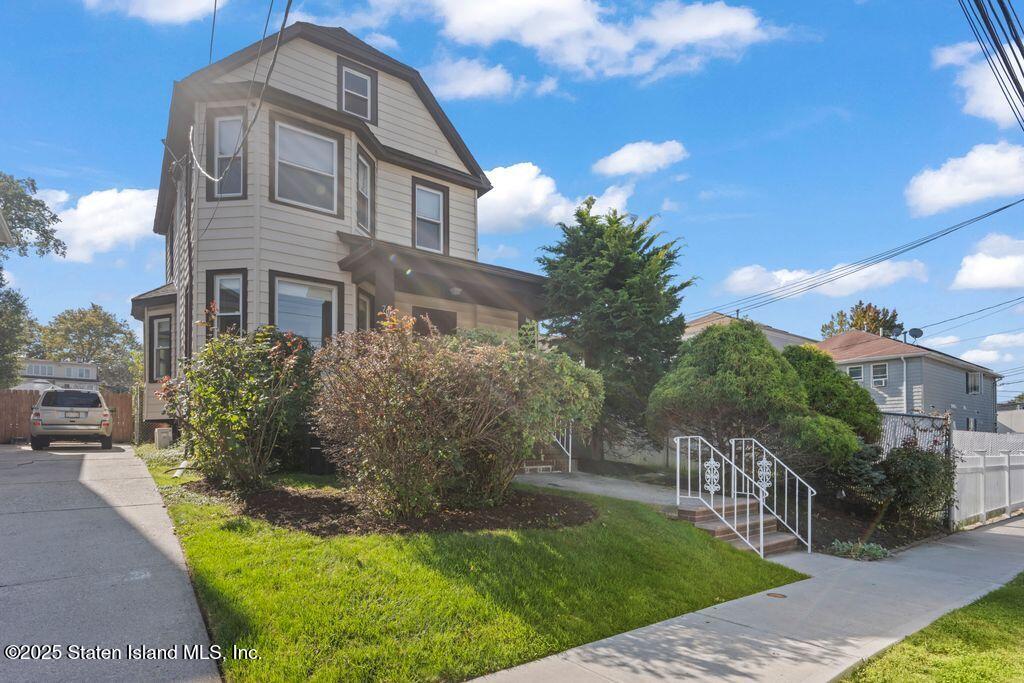 704 Delafield Avenue Image 2