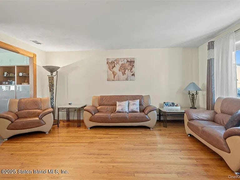 29 Ashwood Court Court Image 3