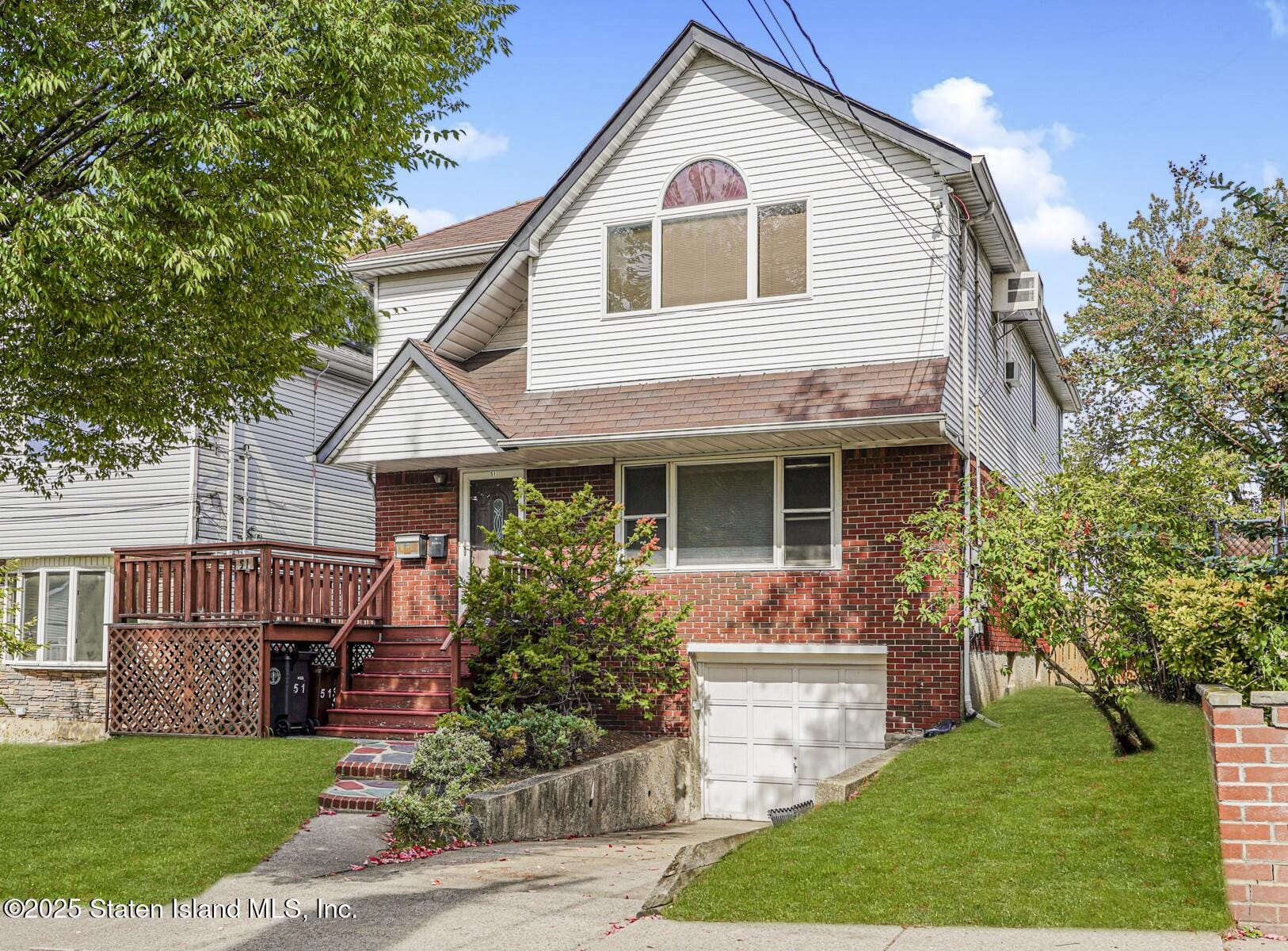 51 Rockwell Avenue Image 2