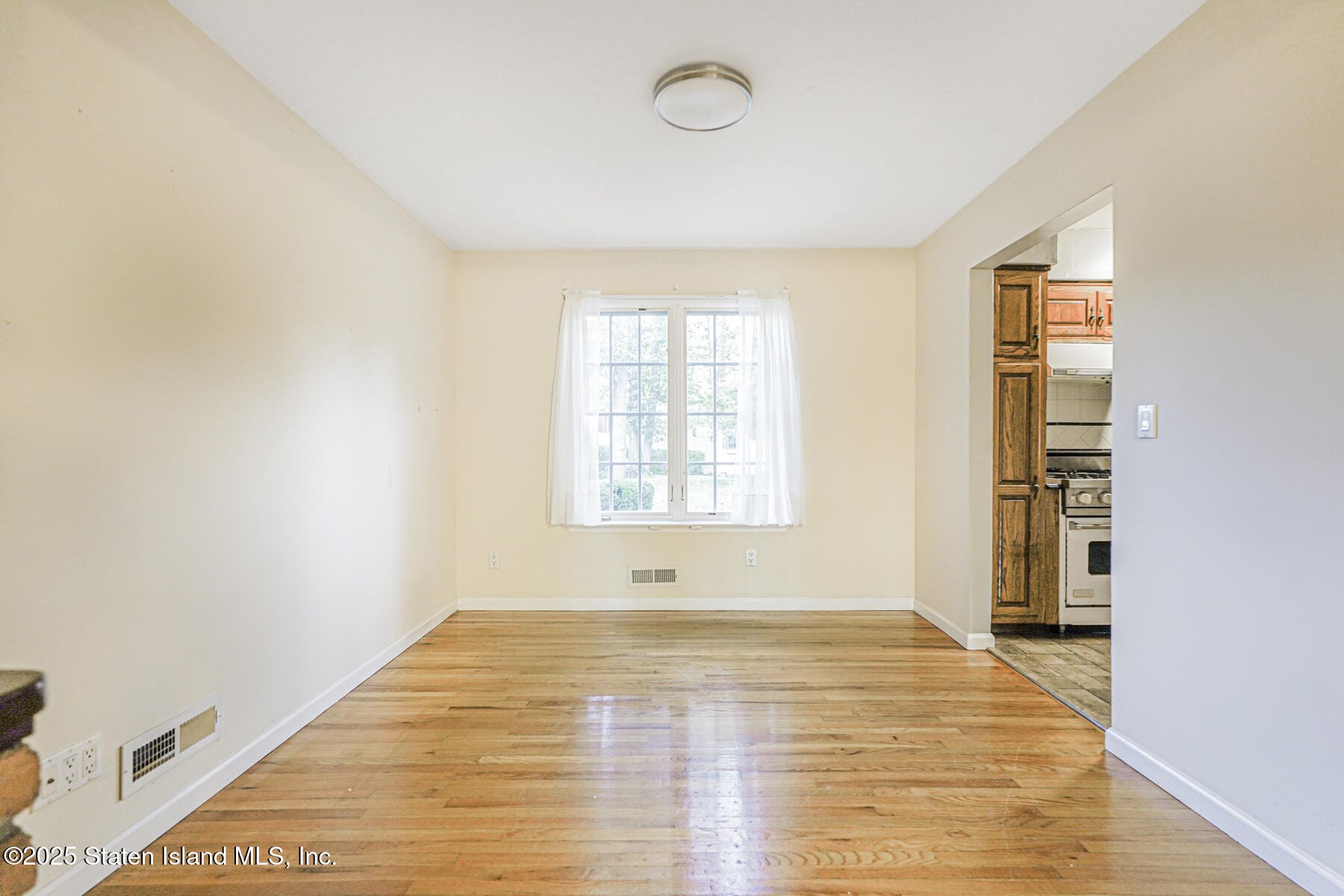 207 Oak Avenue, Staten Island, NY, 10306 image 9