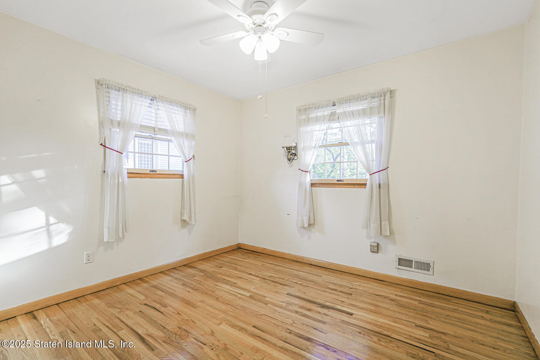 207 Oak Avenue, Staten Island, NY, 10306 image 24