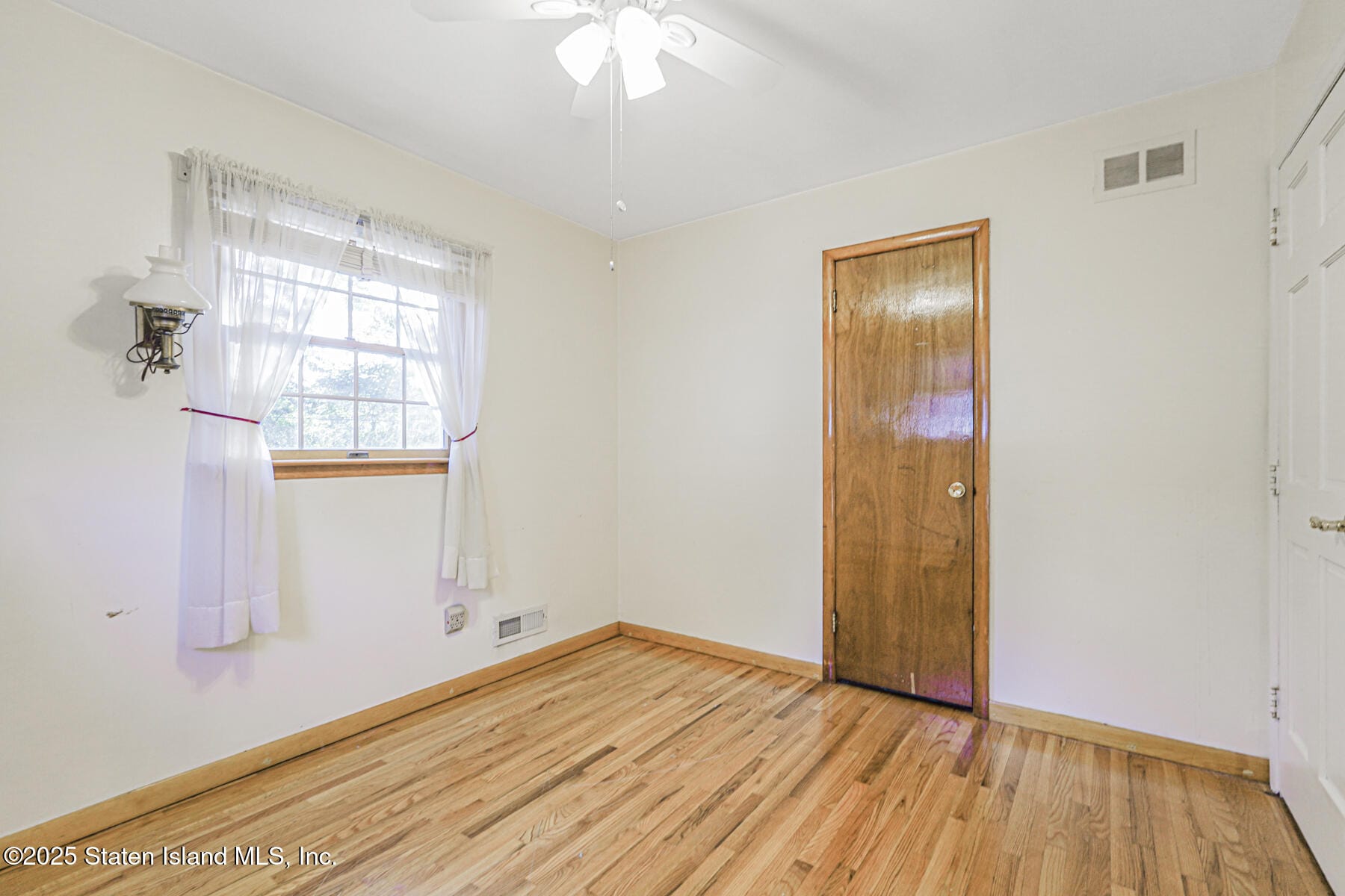 207 Oak Avenue, Staten Island, NY, 10306 image 26