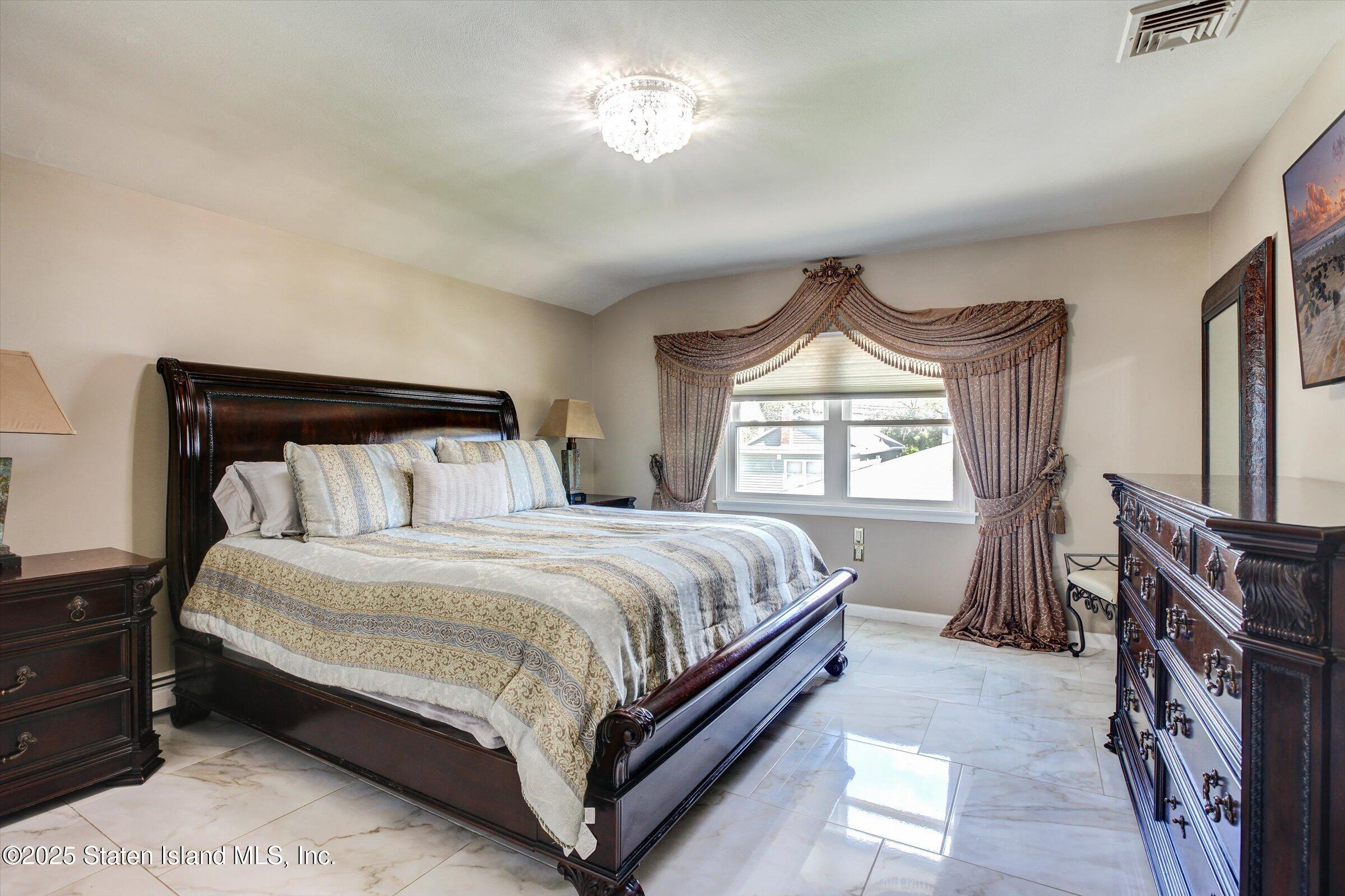 539 Yetman Avenue, Staten Island, NY, 10307 image 13