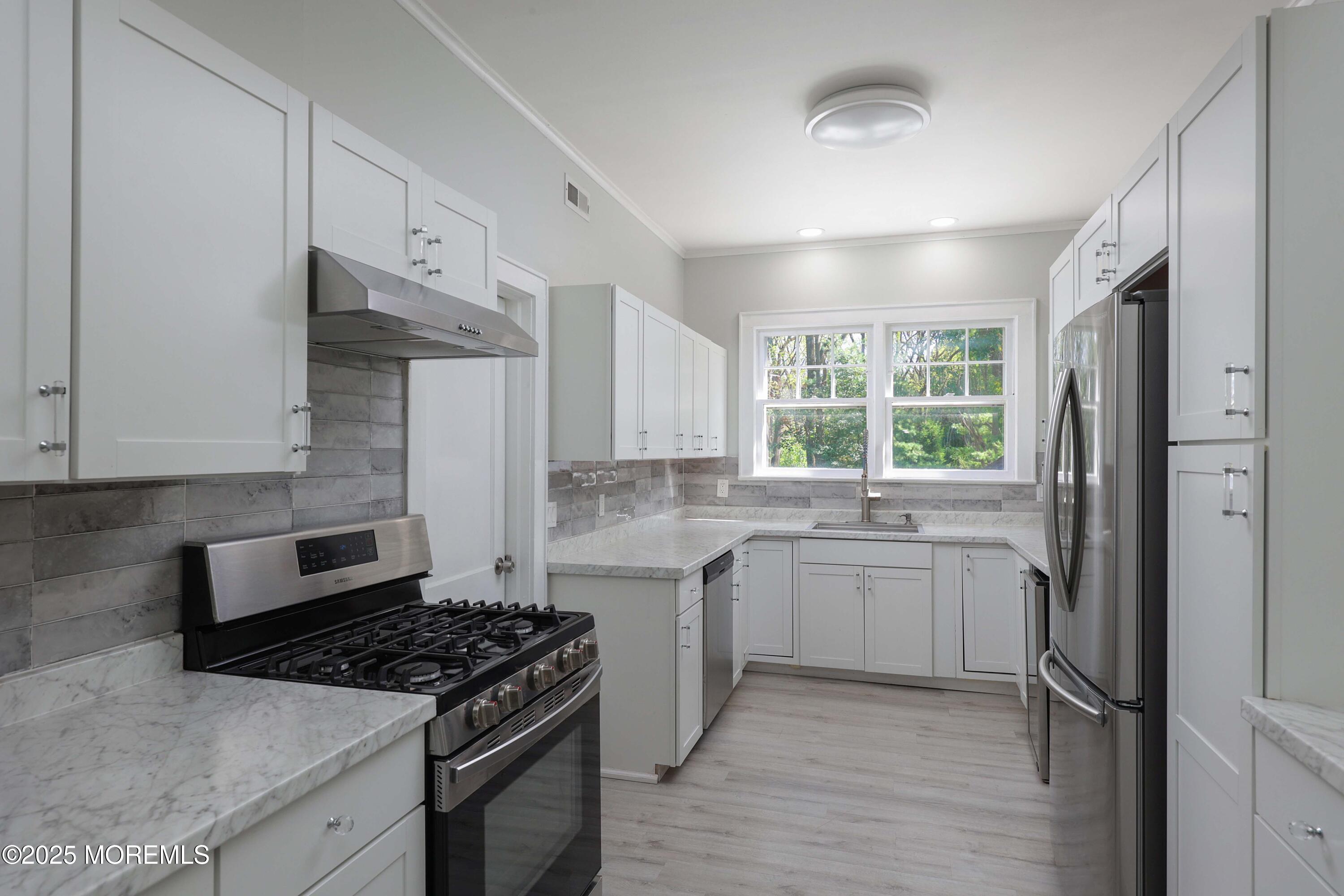 50 Willow Drive, Little Silver, NJ, 07739 image 21