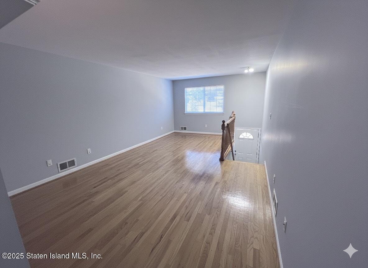 12 Reid Avenue Image 2