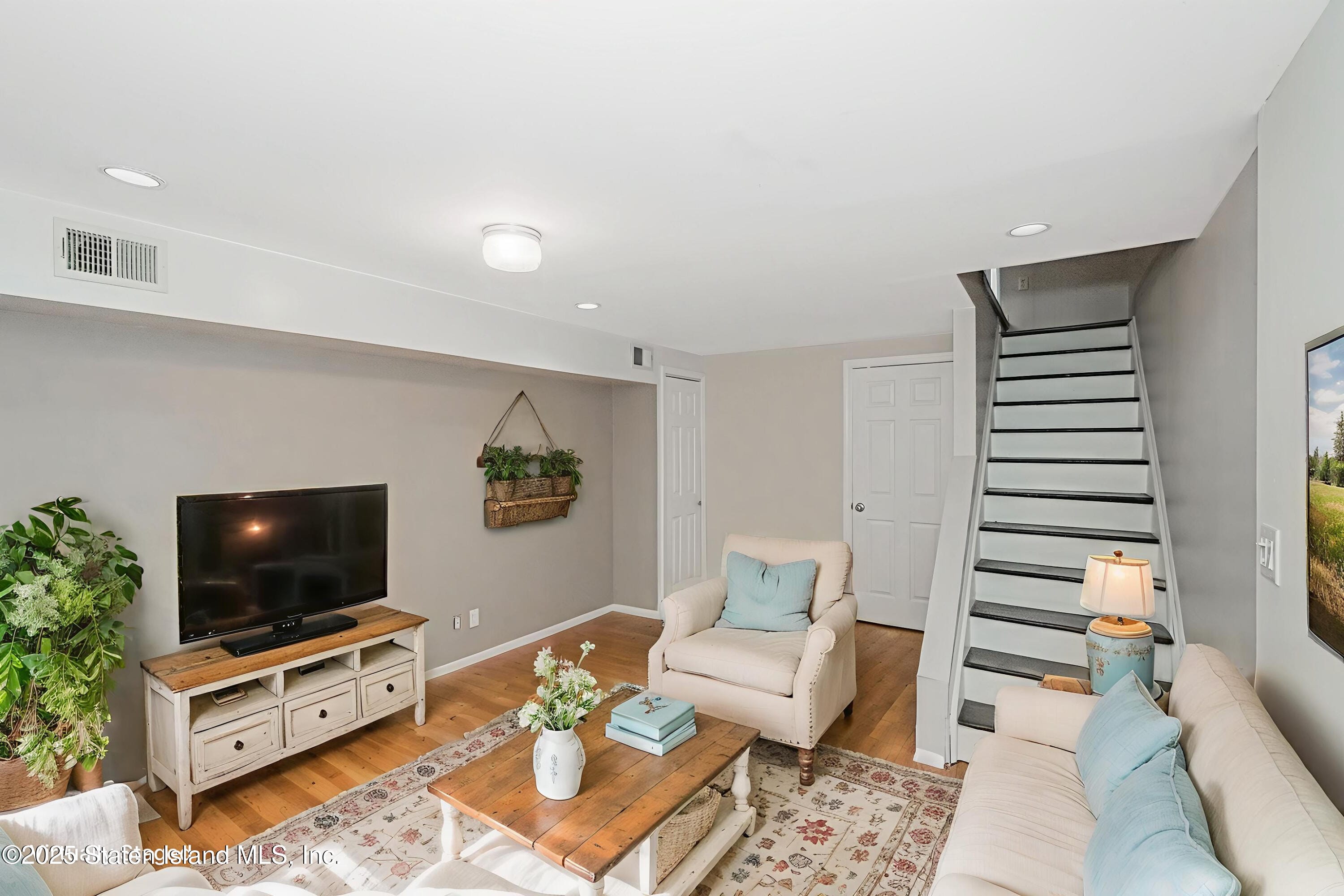 34 Lorraine Loop, Staten Island, NY, 10309 image 24