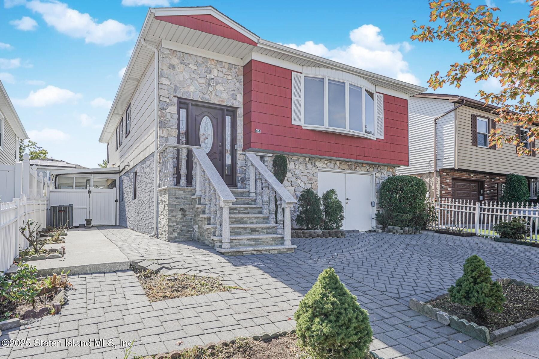 104 Berry Avenue Image 1