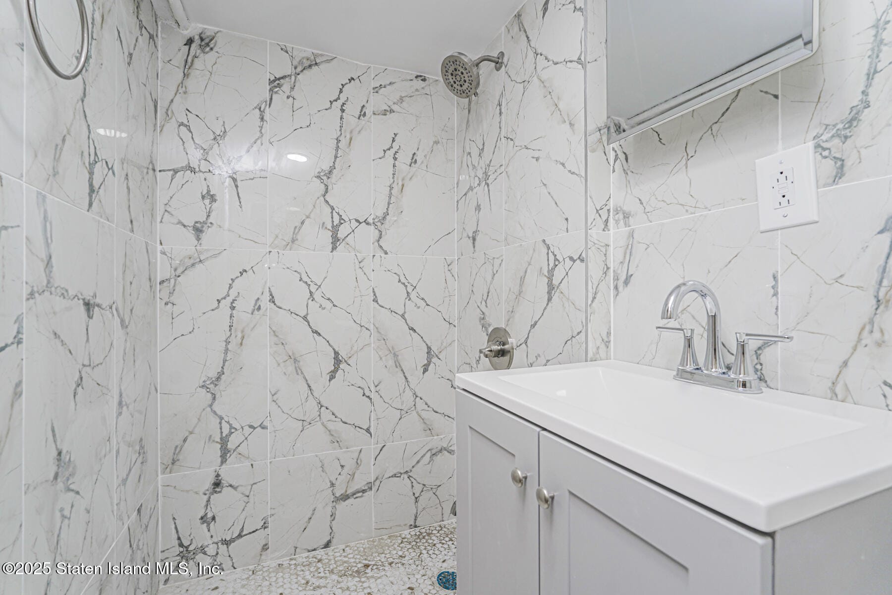 592 East 39th Street, Brooklyn, NY, 11203 image 21