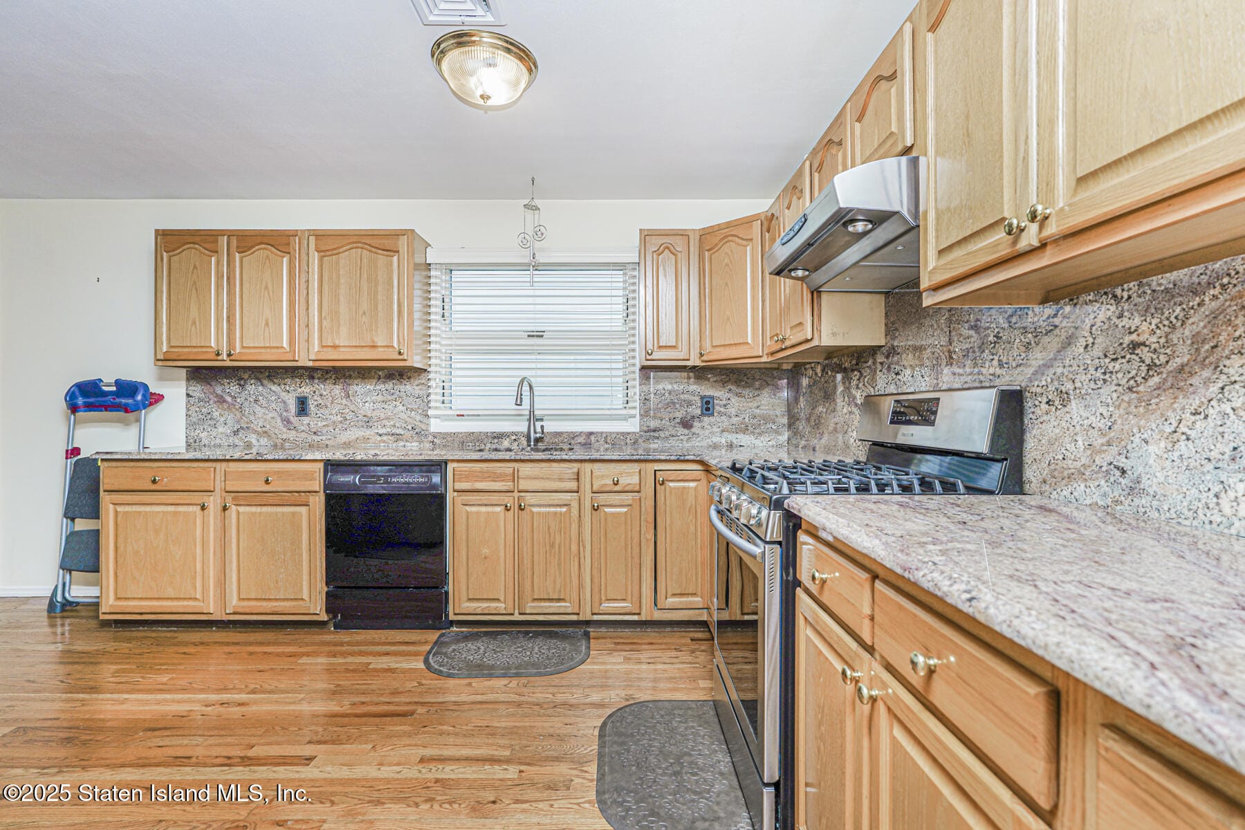 39 Selkirk Street, Staten Island, NY, 10309 image 9