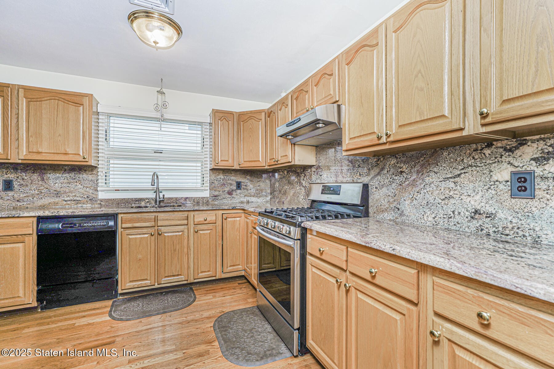 39 Selkirk Street, Staten Island, NY, 10309 image 10