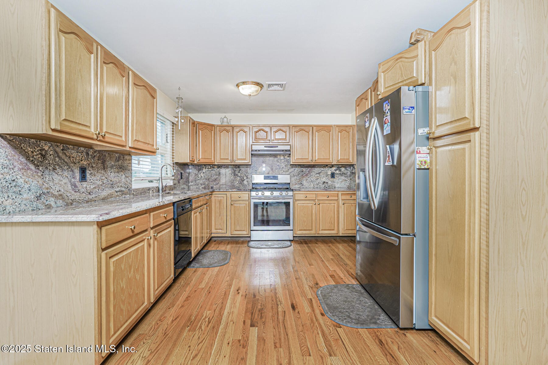 39 Selkirk Street, Staten Island, NY, 10309 image 11