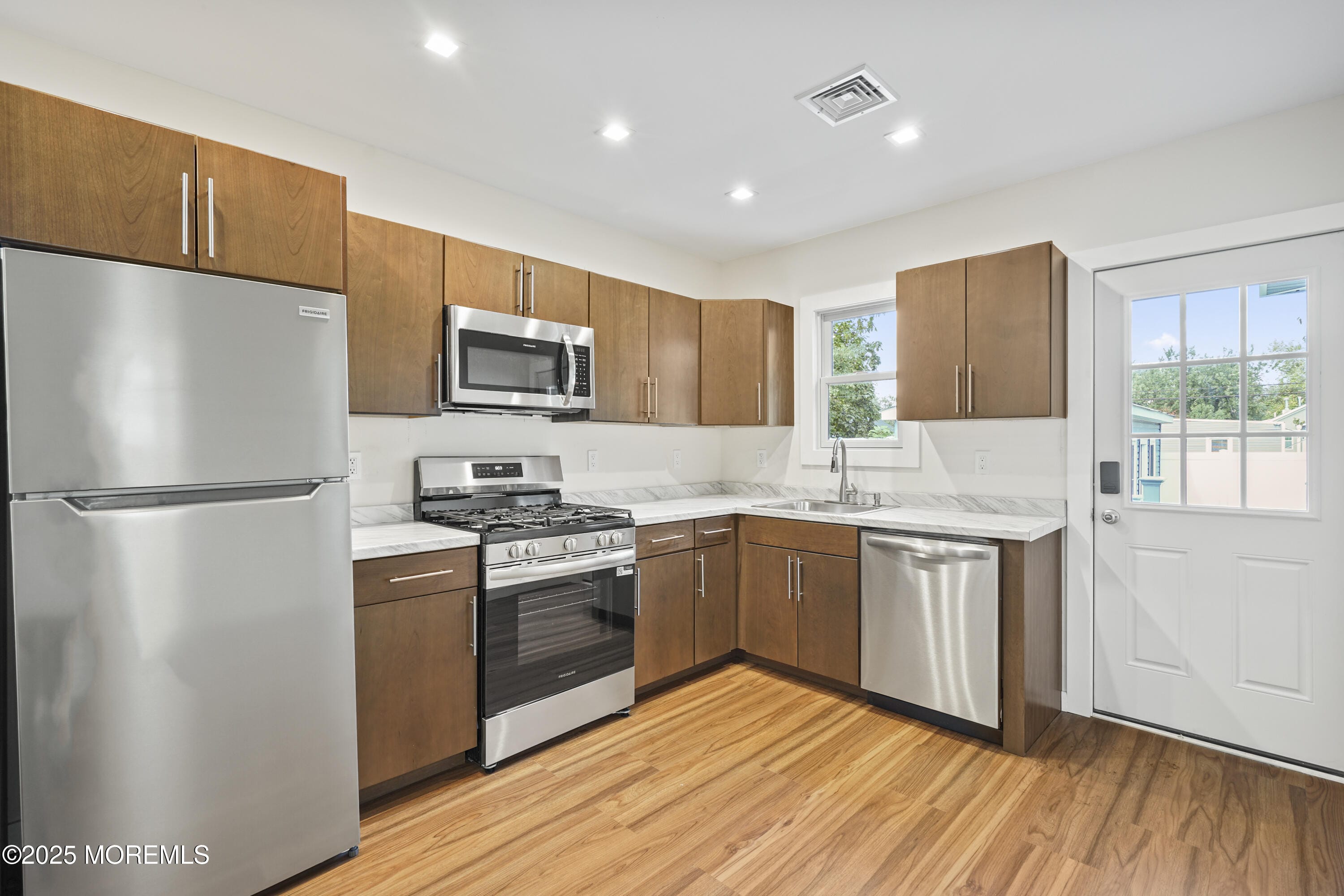 641 Mornigside Avenue, Union Beach, NJ, 07735 image 11