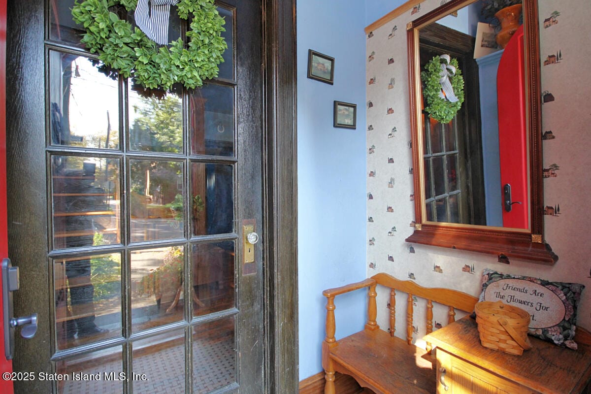 54 City Boulevard, Staten Island, NY, 10301 image 6