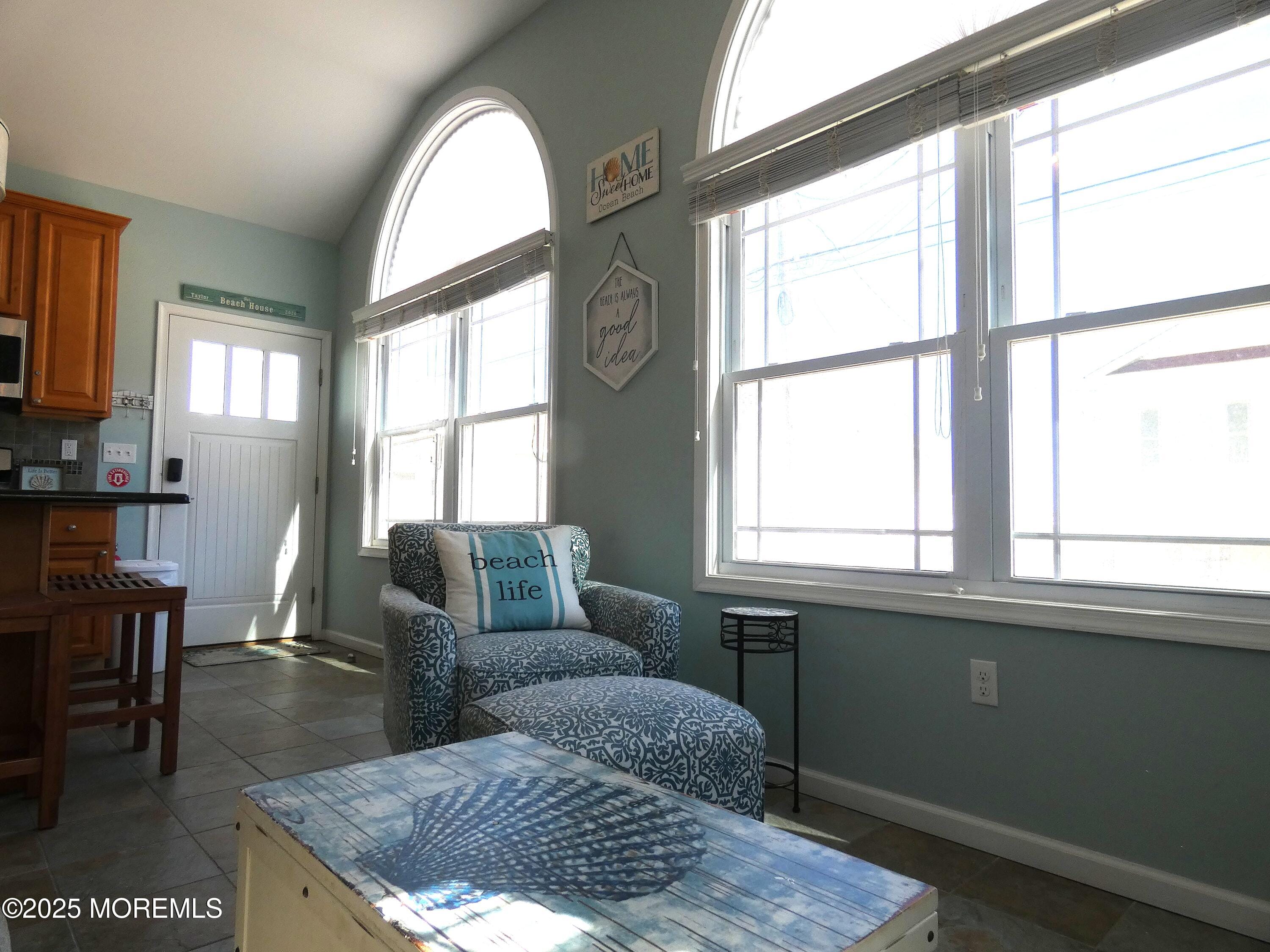 3311 Seaview Road Image 5