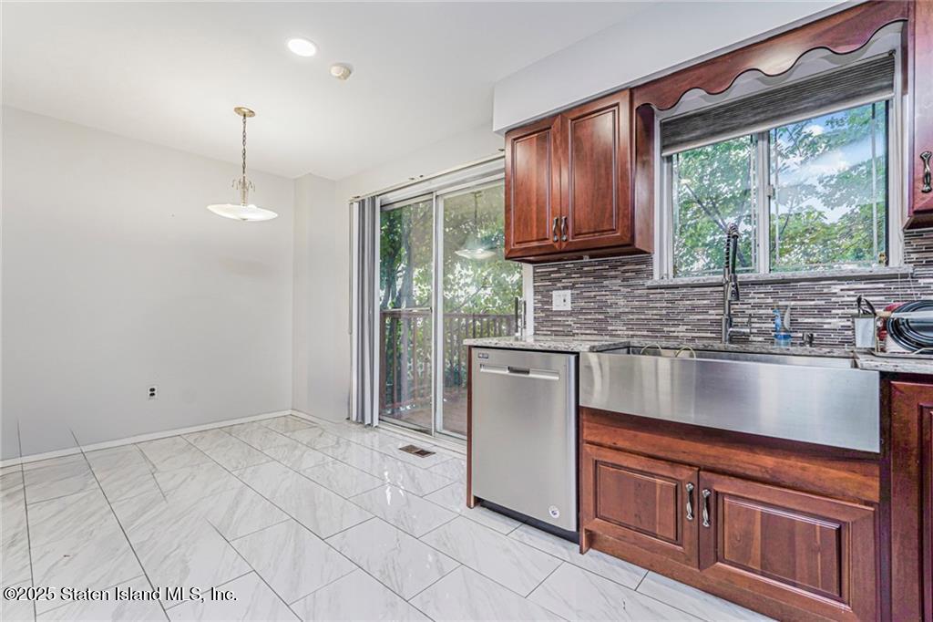 414 Wilcox Street, Staten Island, NY, 10303 image 11