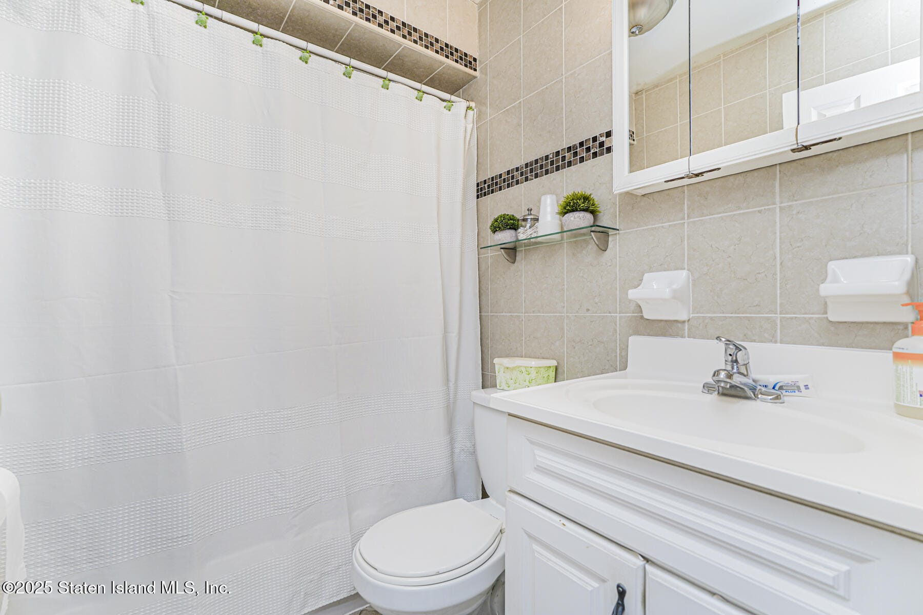 81 Selvin Loop A, Staten Island, NY, 10303 image 15