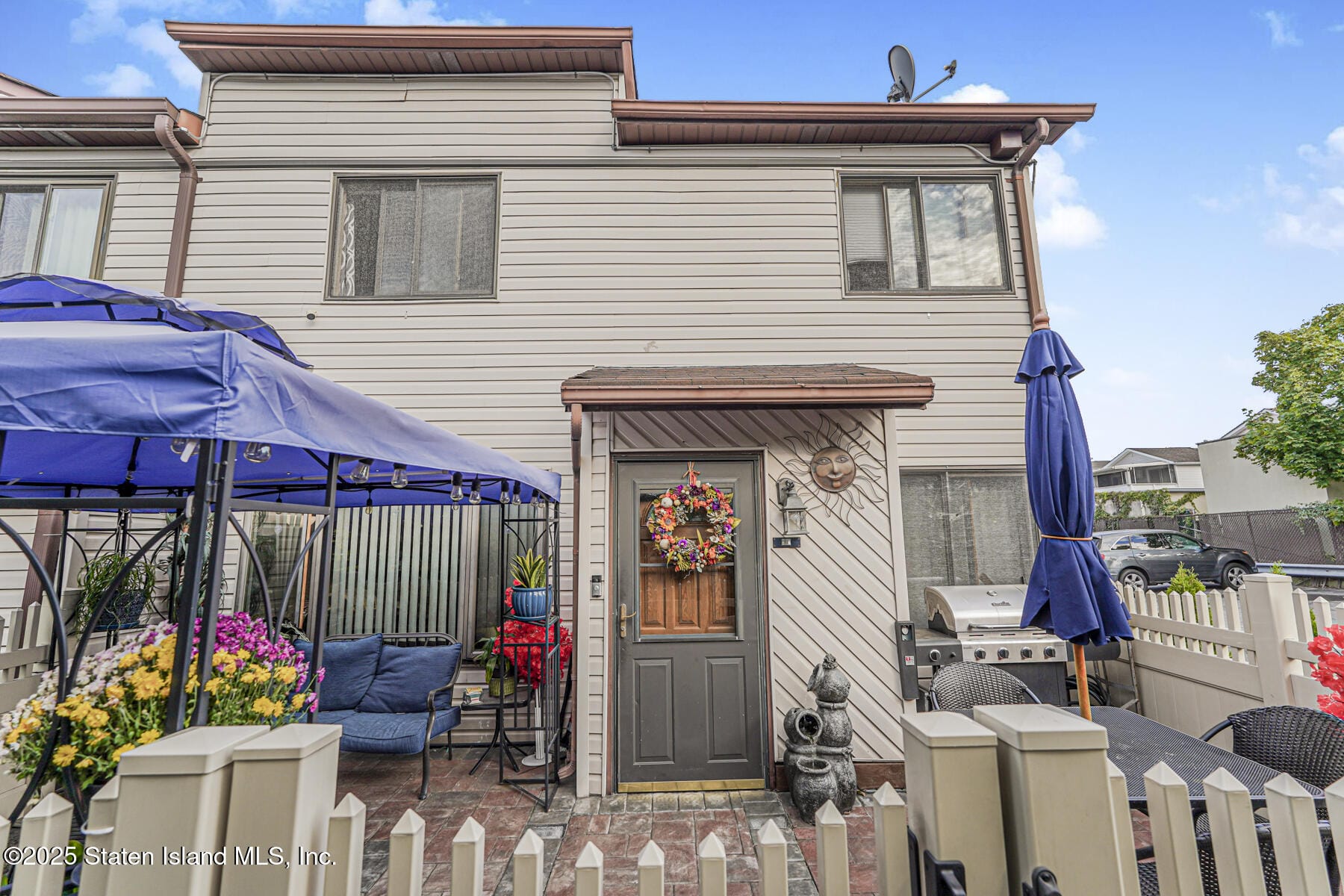 81 Selvin Loop A, Staten Island, NY, 10303