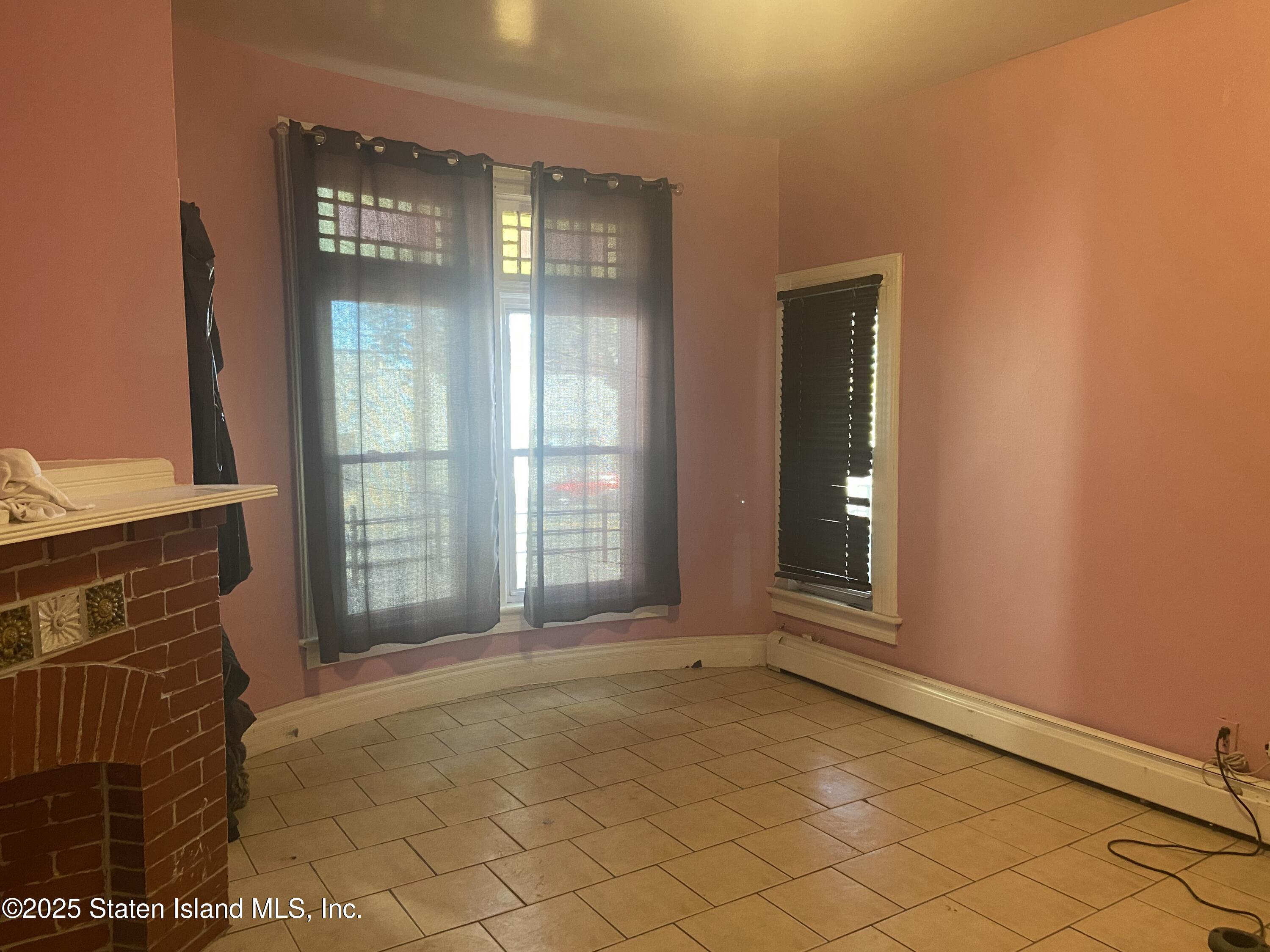 214 Bay Street Image 3