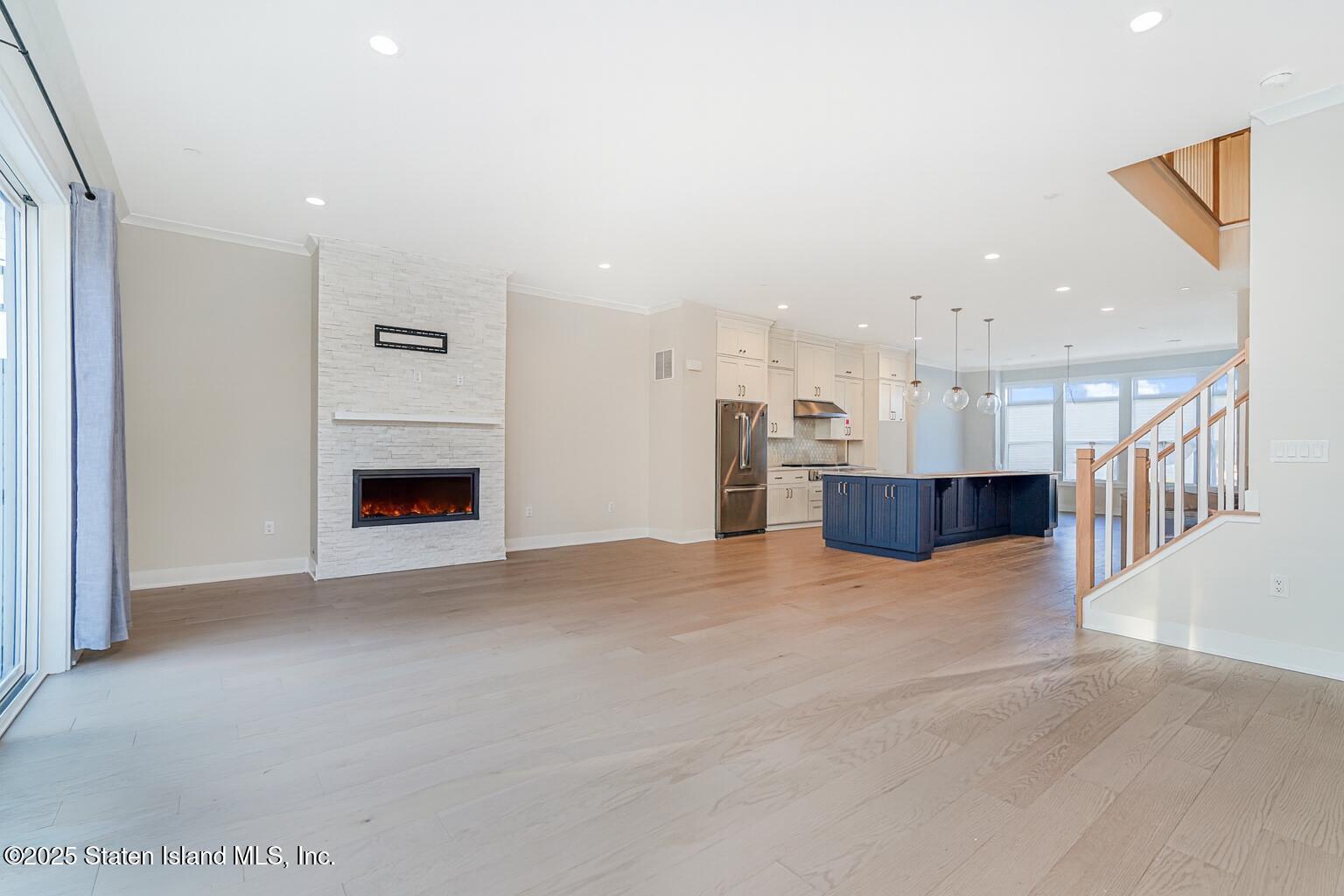 22 Edmund Way Image 4