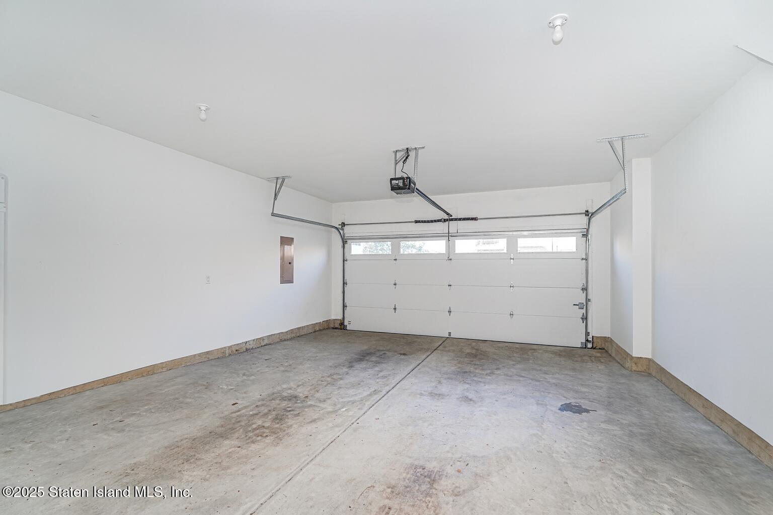 22 Edmund Way, Middletown, NJ, 07748 image 34
