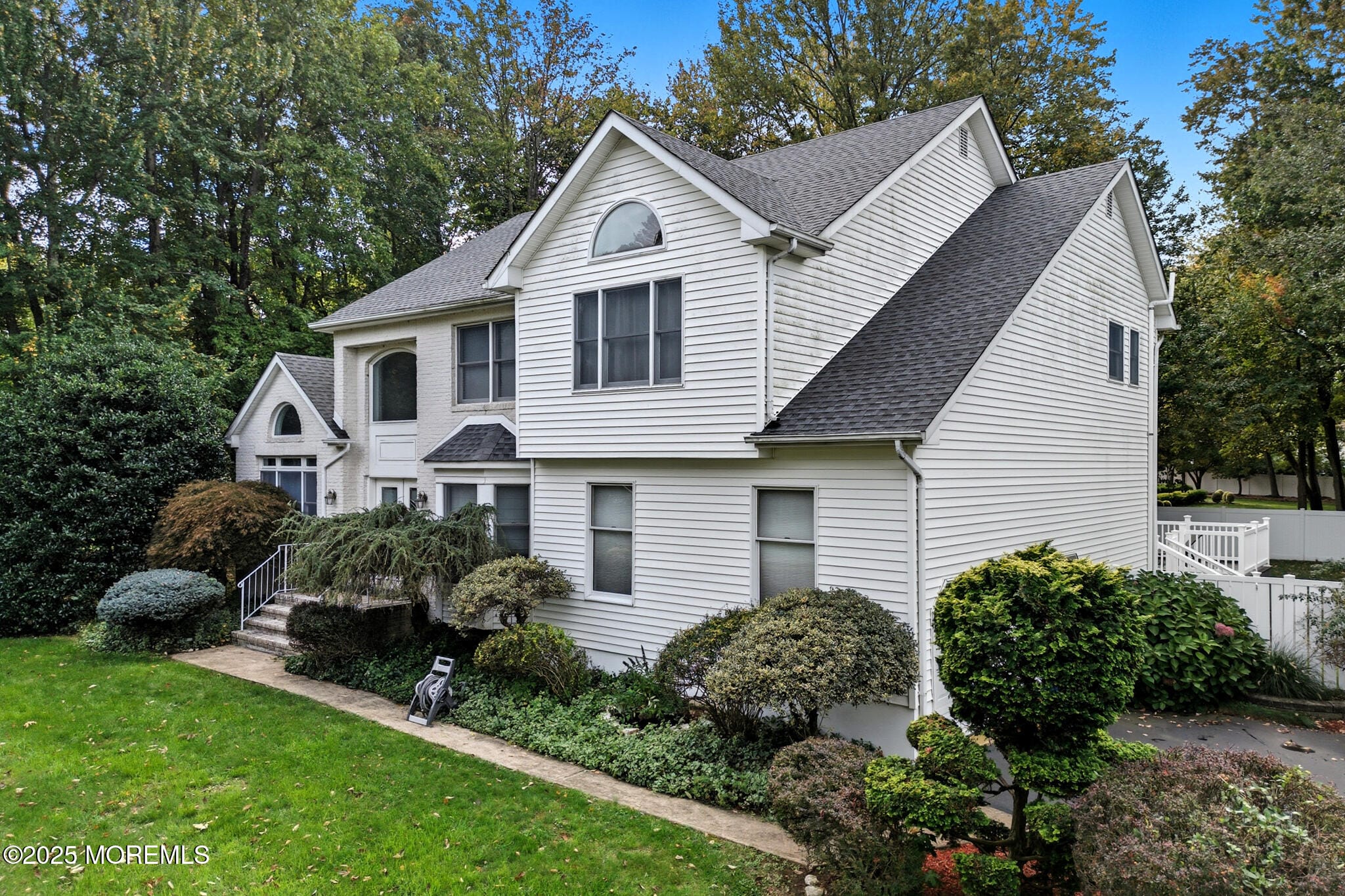 2 Guinevere Road Image 3