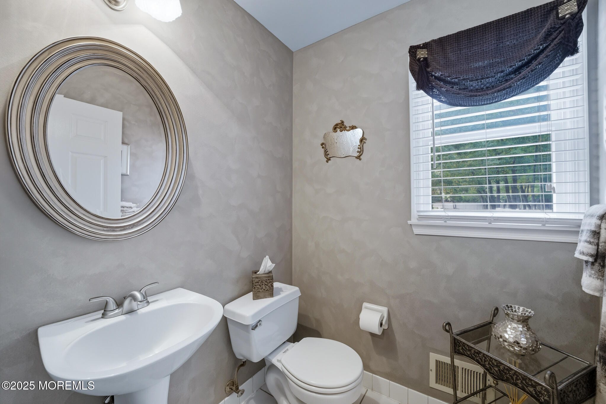 2 Guinevere Road, Monroe, NJ, 08831 image 17