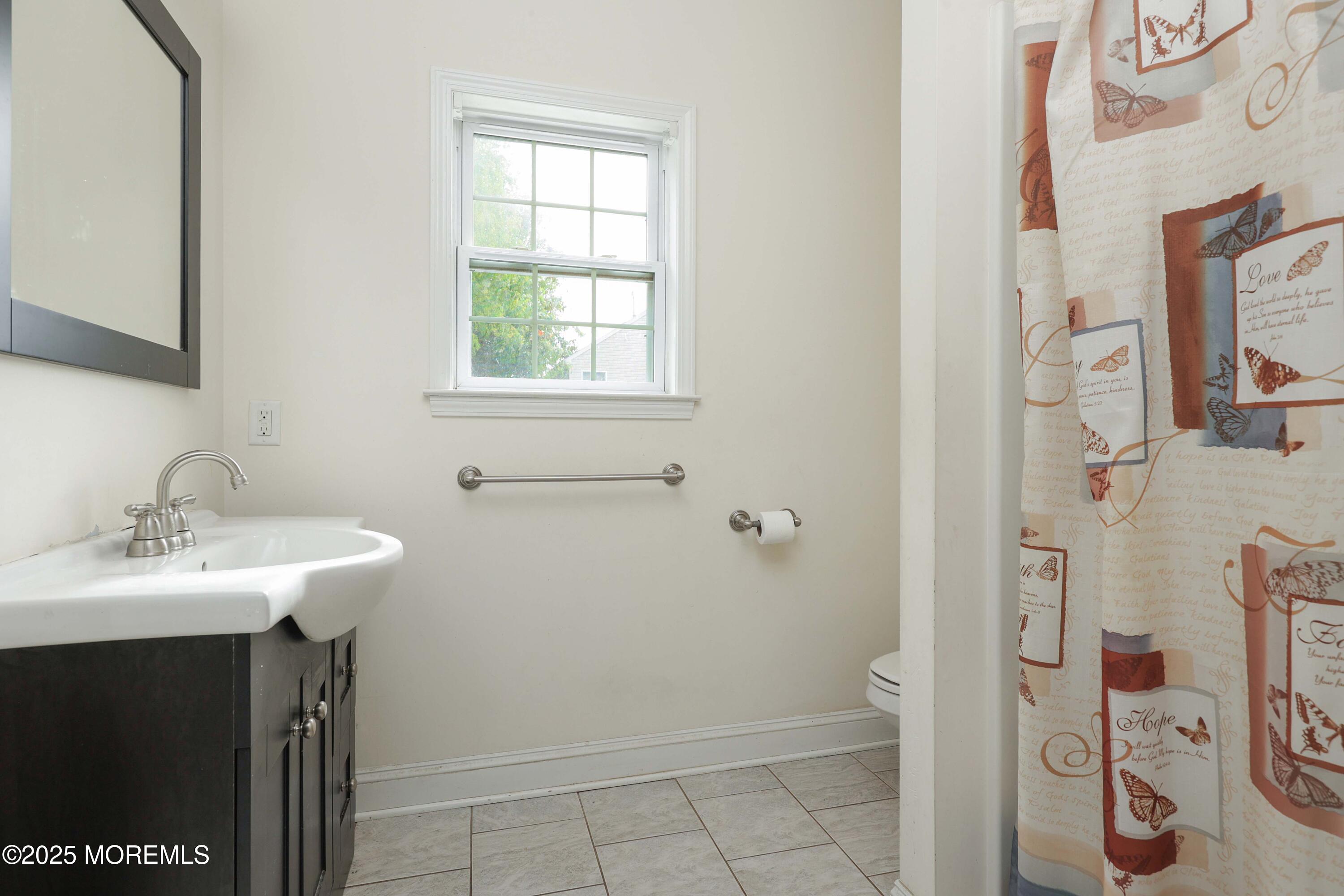 280 Linden Avenue, Middletown, NJ, 07748 image 12