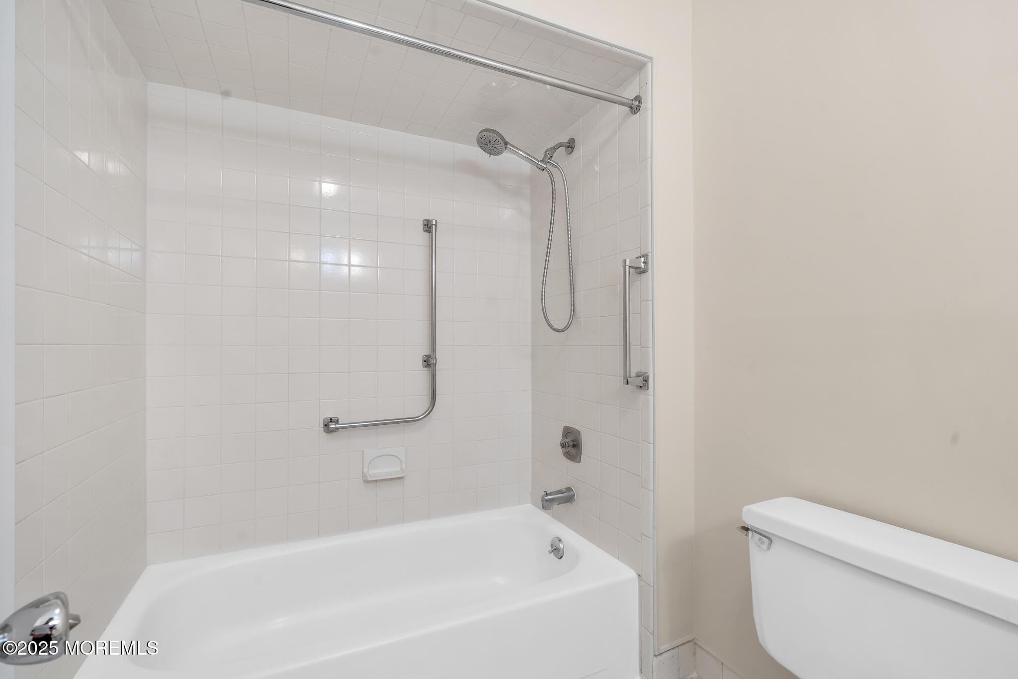 205 Covered Bridge Boulevard #K, Manalapan, NJ, 07726 image 13