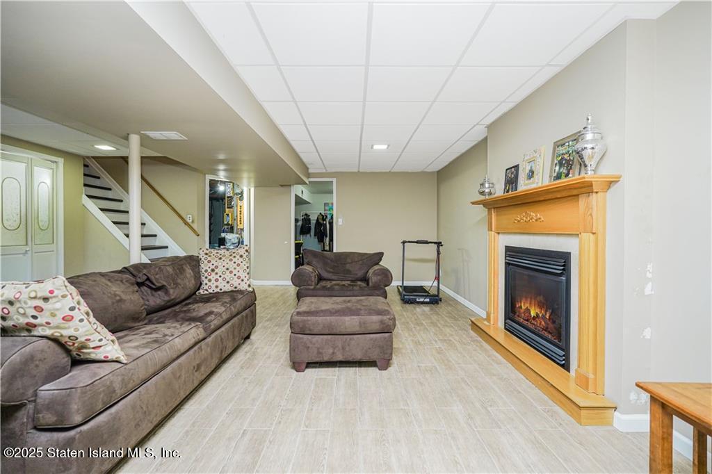 381 Burgher Avenue, Staten Island, NY, 10305 image 26