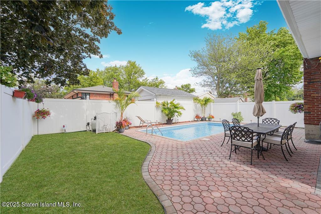 381 Burgher Avenue, Staten Island, NY, 10305 image 33