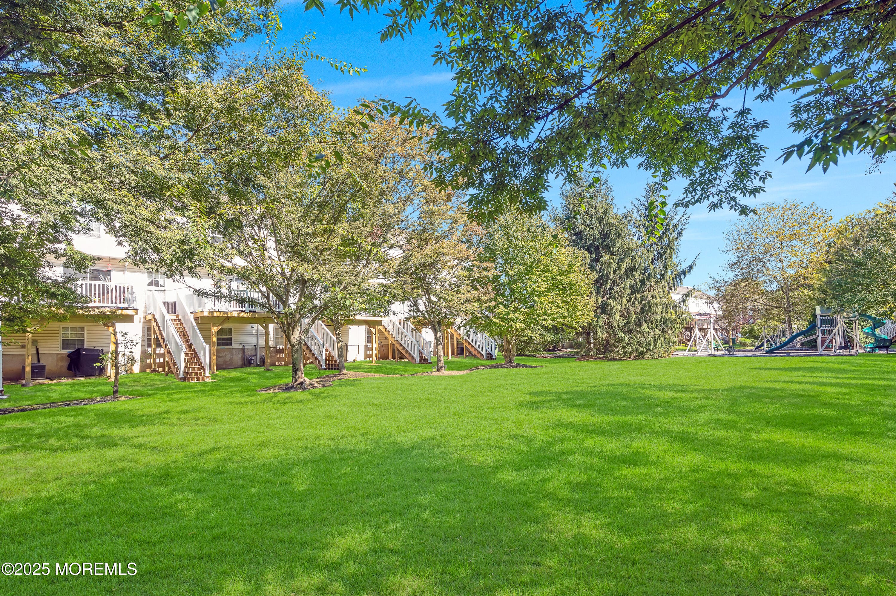 8 Abby Road, Farmingdale, NJ, 07727 image 26