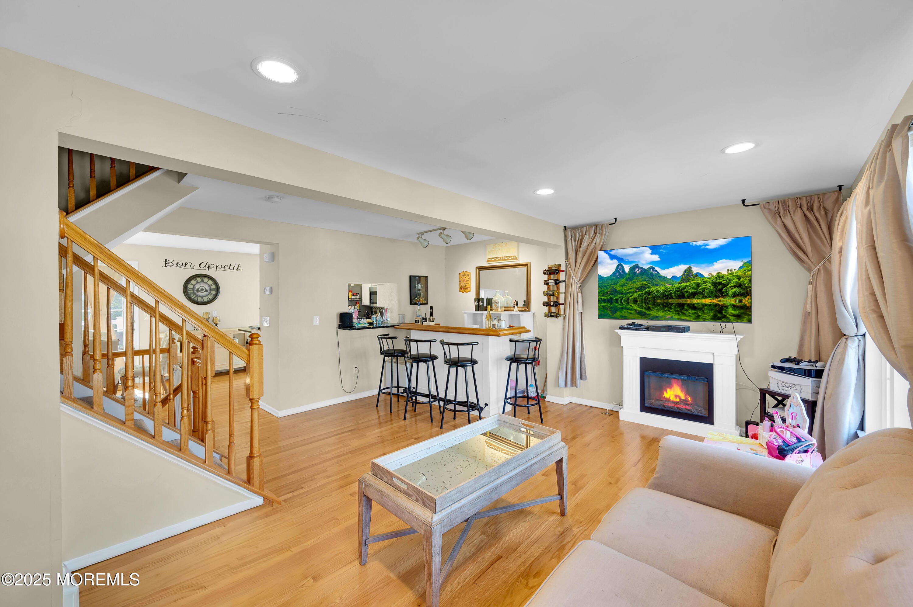 8 Abby Road, Farmingdale, NJ, 07727 image 13