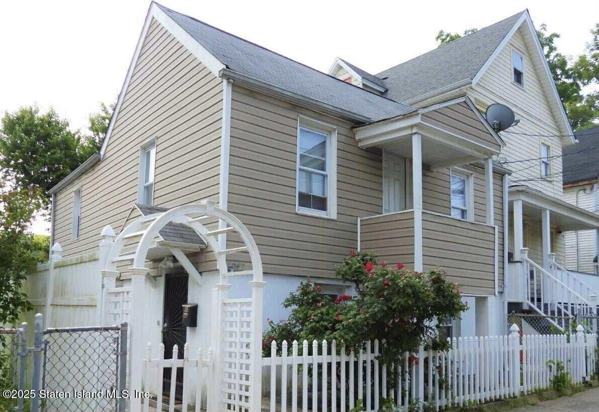 267 Gordon Street Image 4