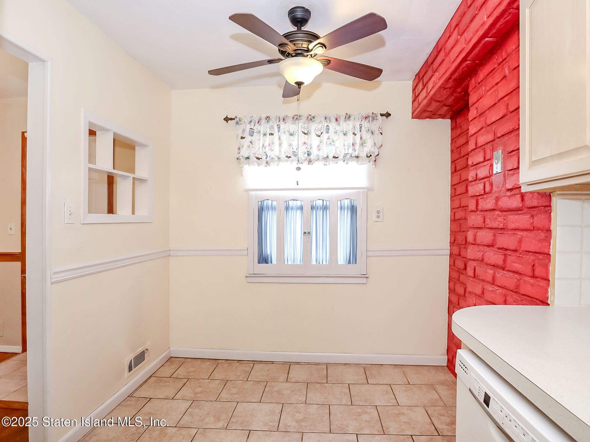 126 Tysens Lane, Staten Island, NY, 10306 image 9