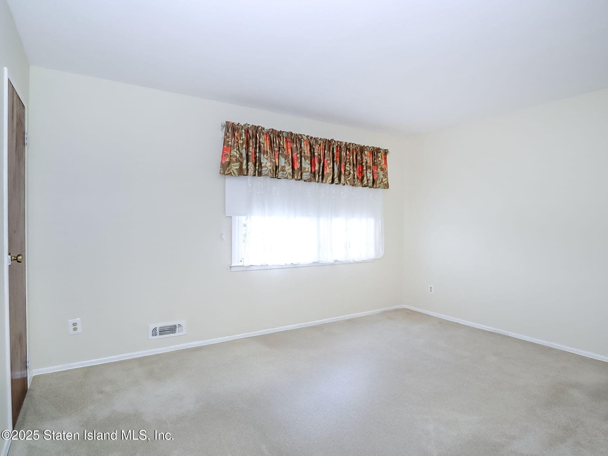 126 Tysens Lane, Staten Island, NY, 10306 image 14