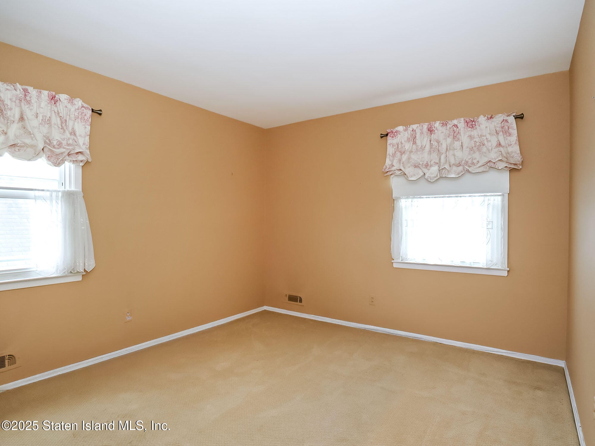 126 Tysens Lane, Staten Island, NY, 10306 image 18