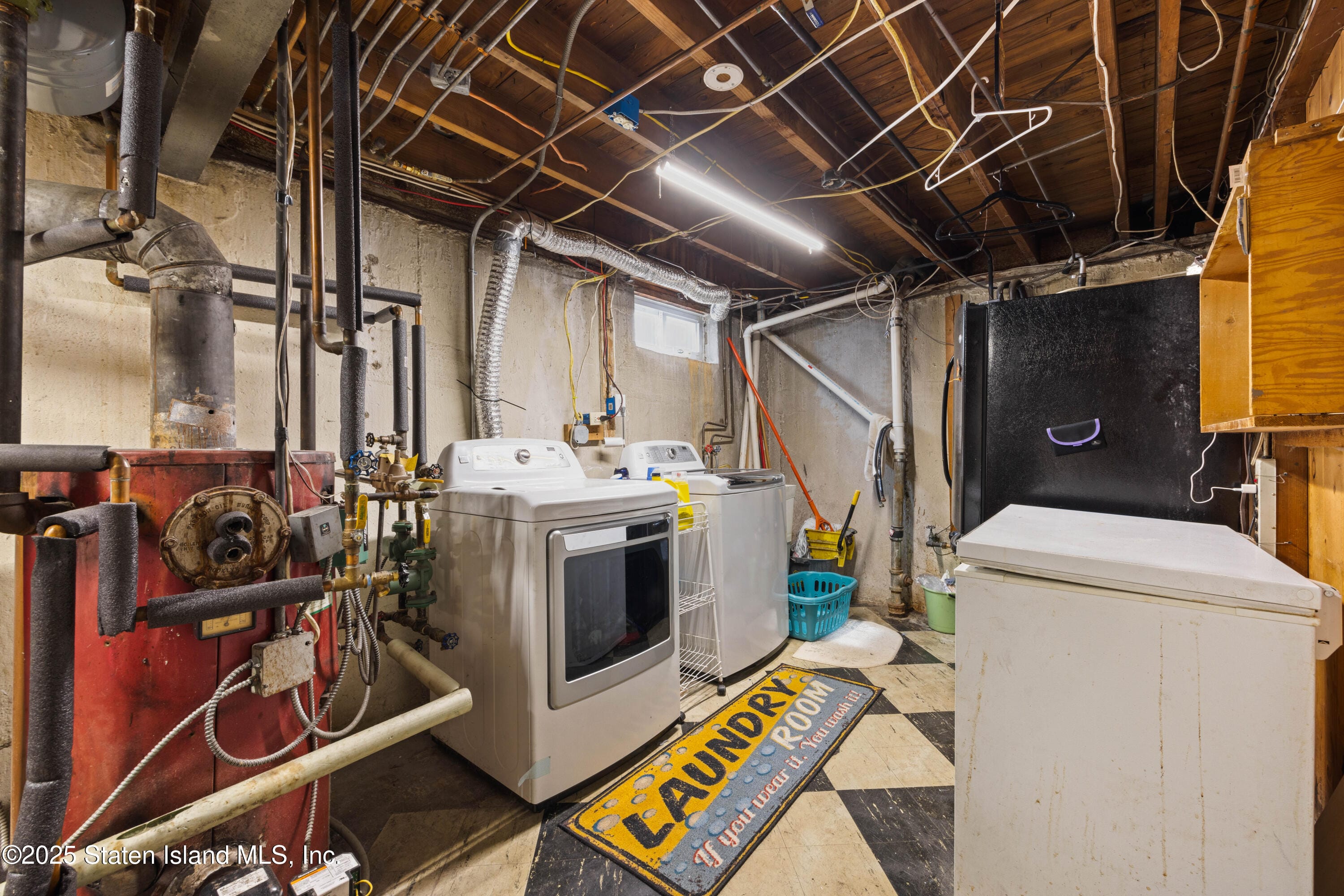 861 Maple Lane, Hempstead, NY, 11575 image 35