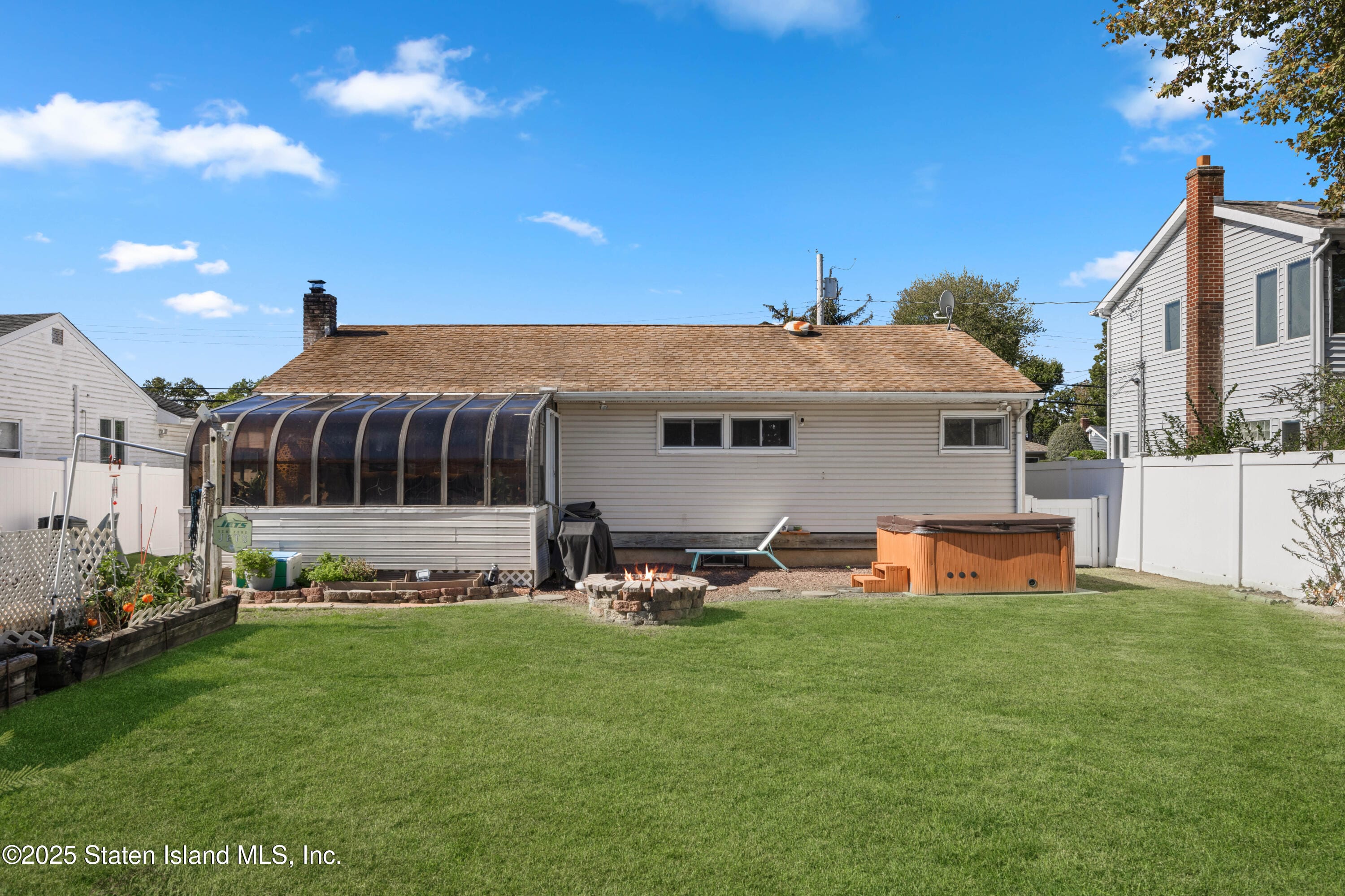 861 Maple Lane, Hempstead, NY, 11575 image 39