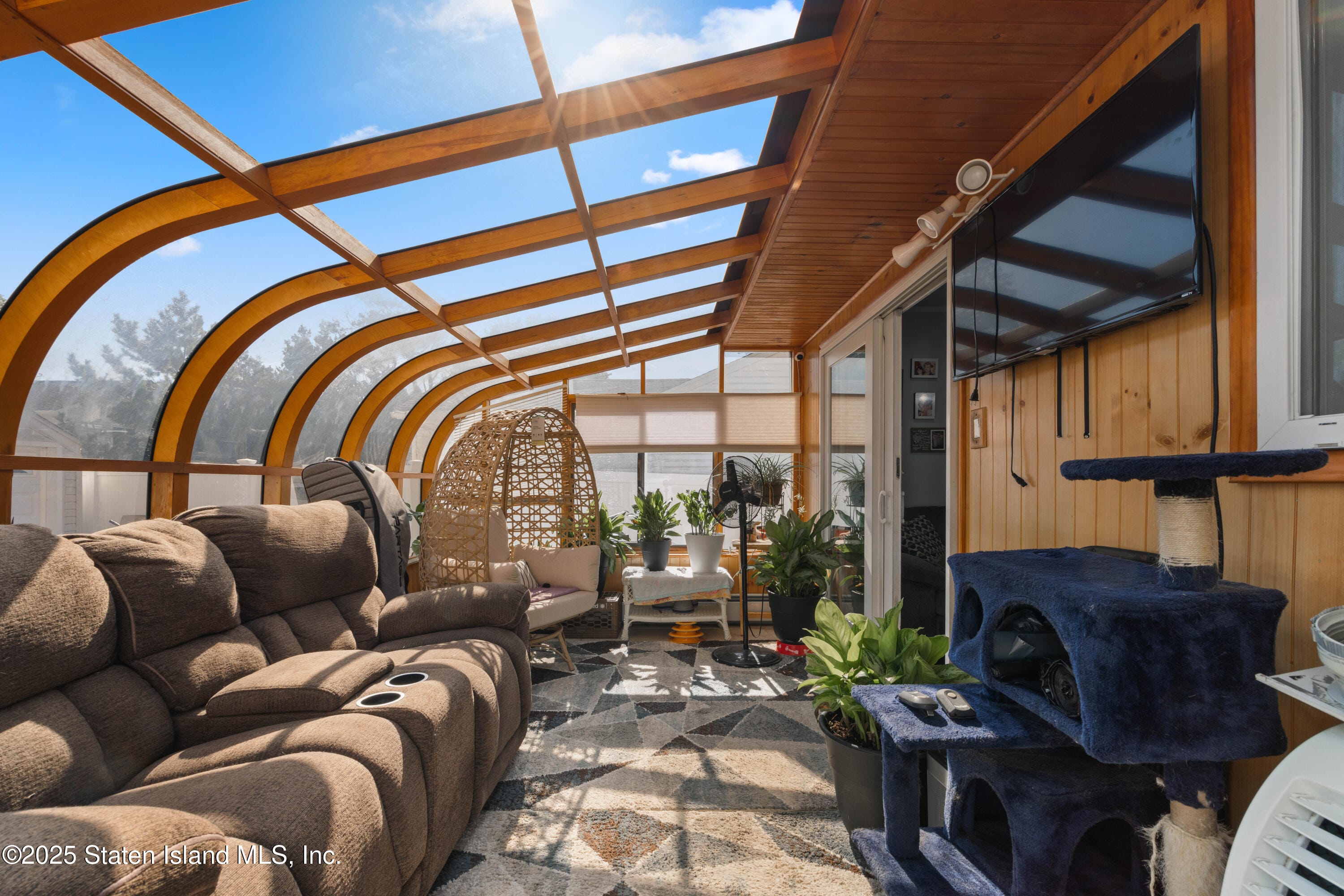 861 Maple Lane, Hempstead, NY, 11575 image 15