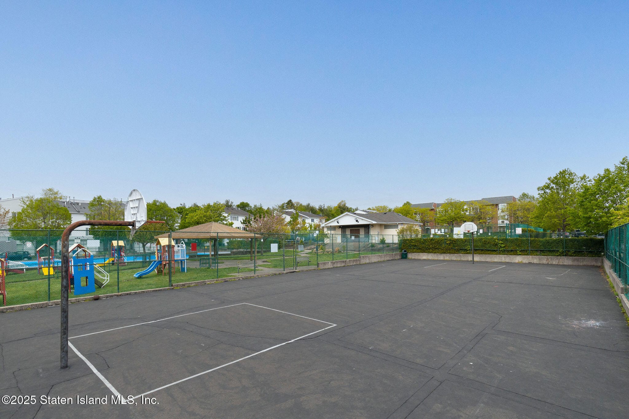 263 Jamie Lane Lane, Staten Island, NY, 10312 image 43