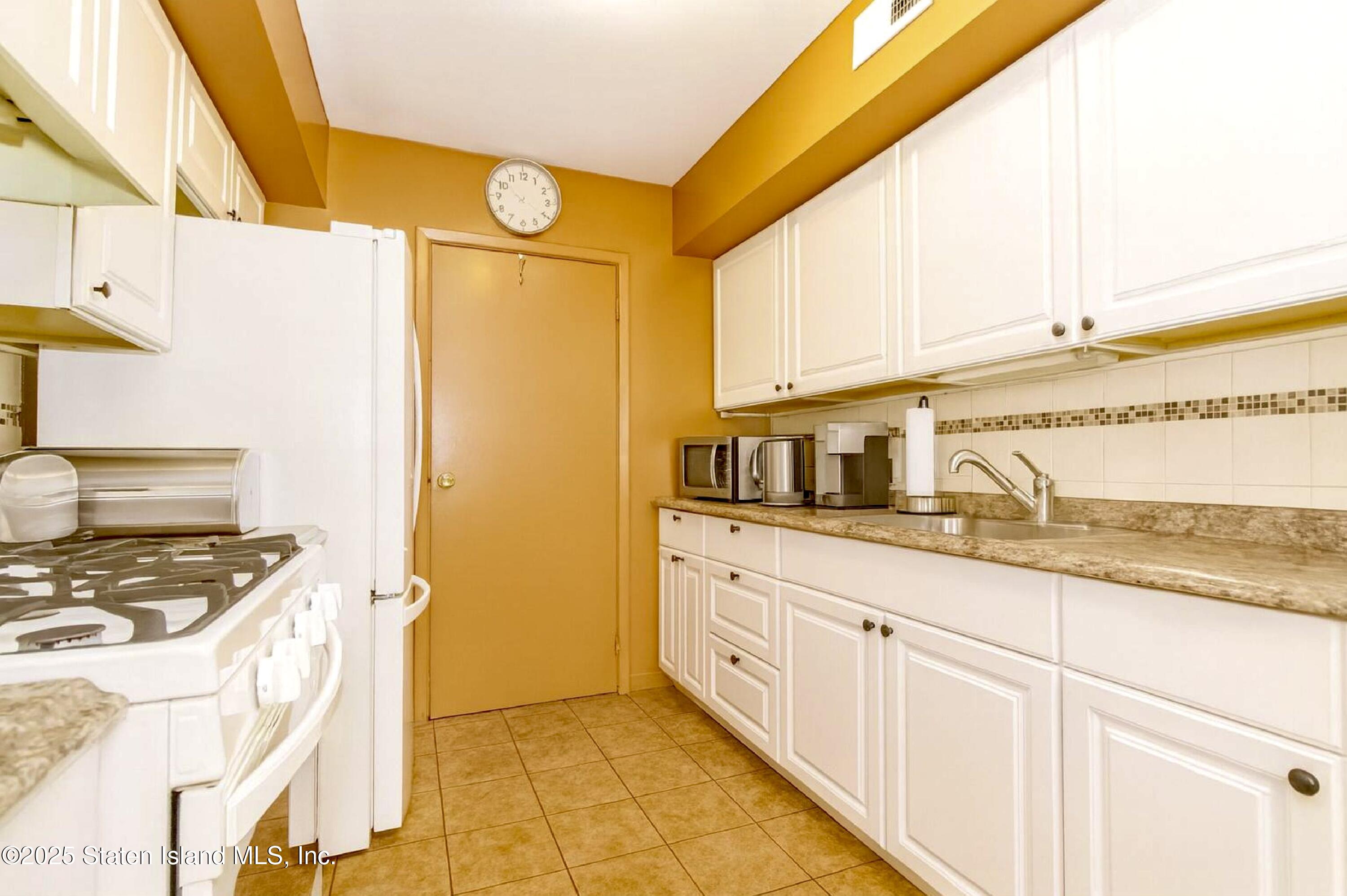 174 Pierce Street, Staten Island, NY, 10304 image 15