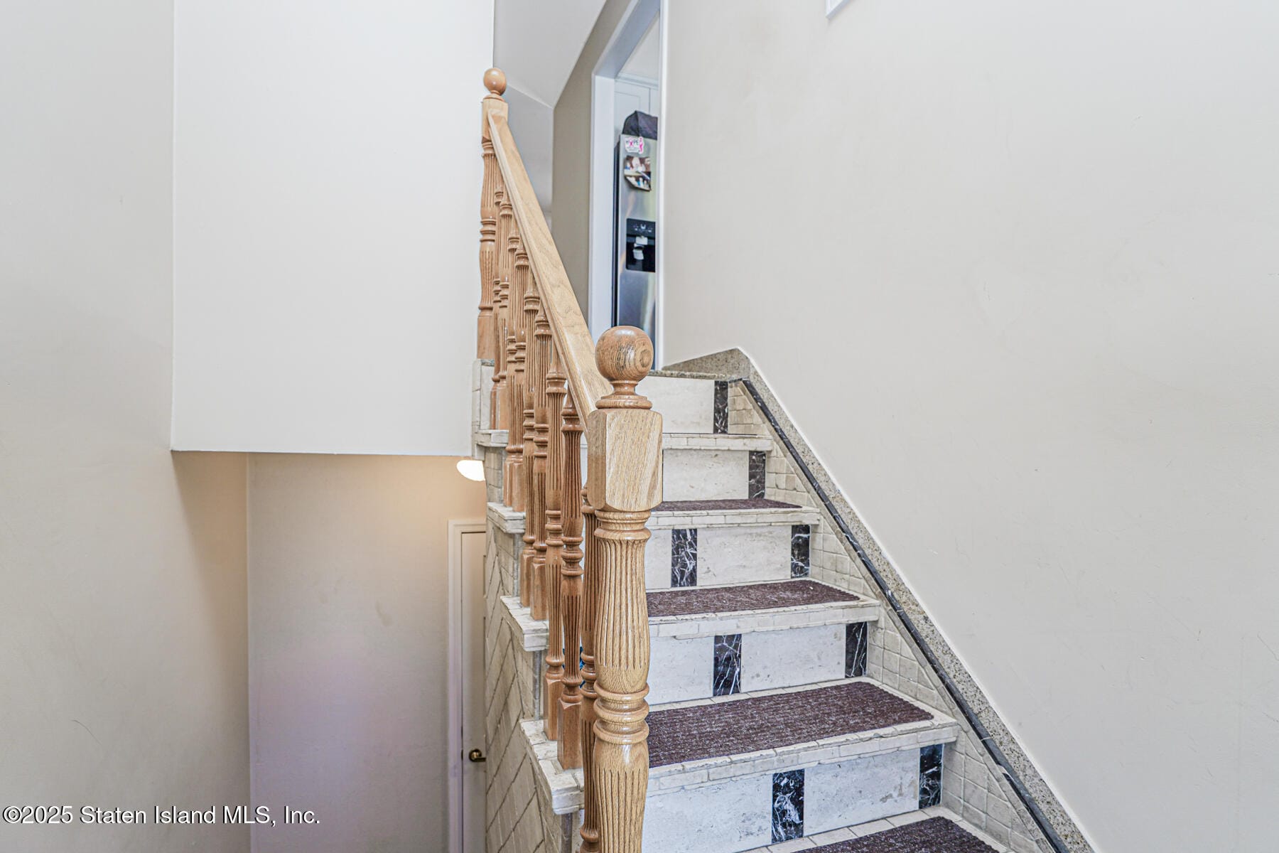 352 Grantwood Avenue Image 4