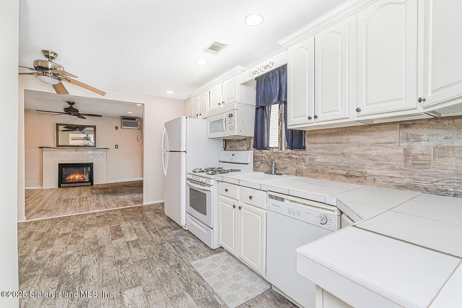 352 Grantwood Avenue, Staten Island, NY, 10312 image 35