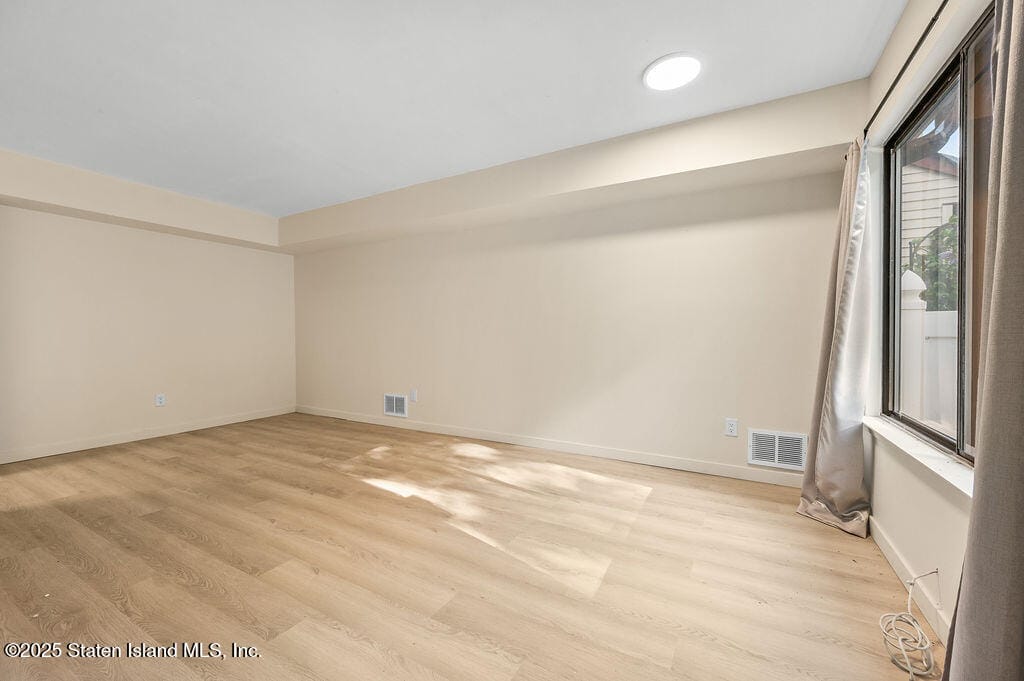 190 Pierce Street A Image 5