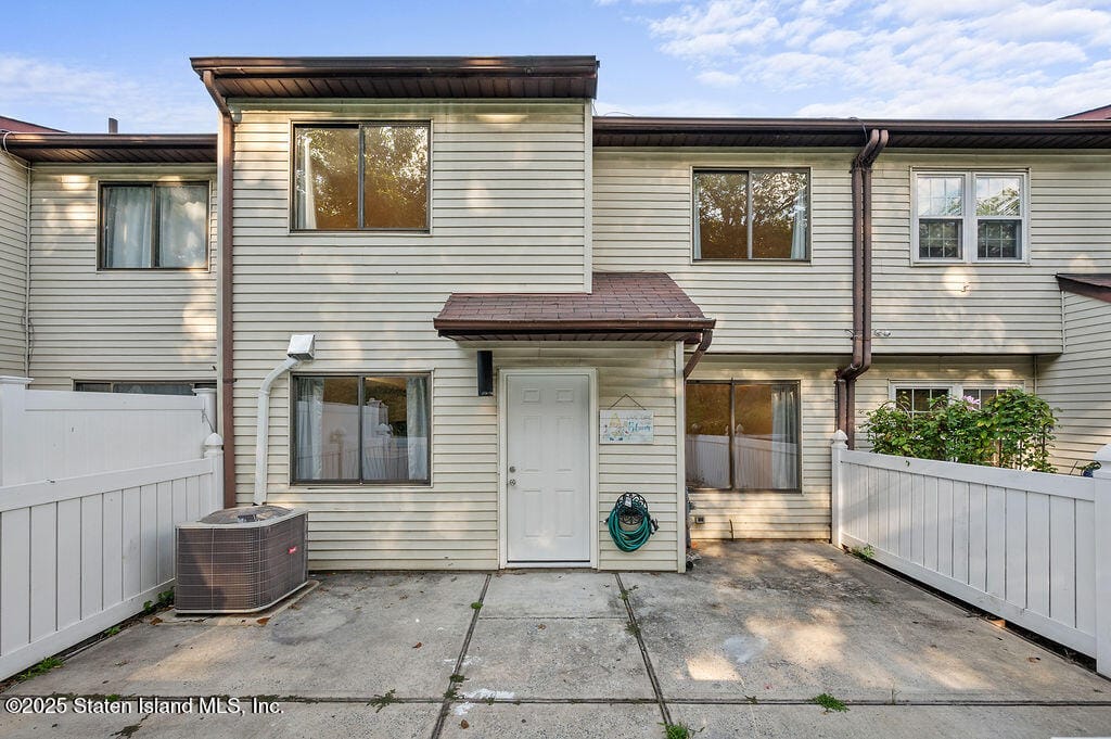 190 Pierce Street A Image 1