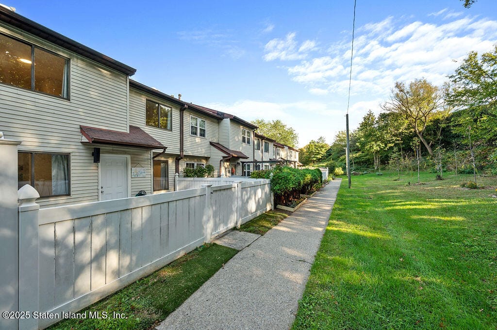 190 Pierce Street A Image 3